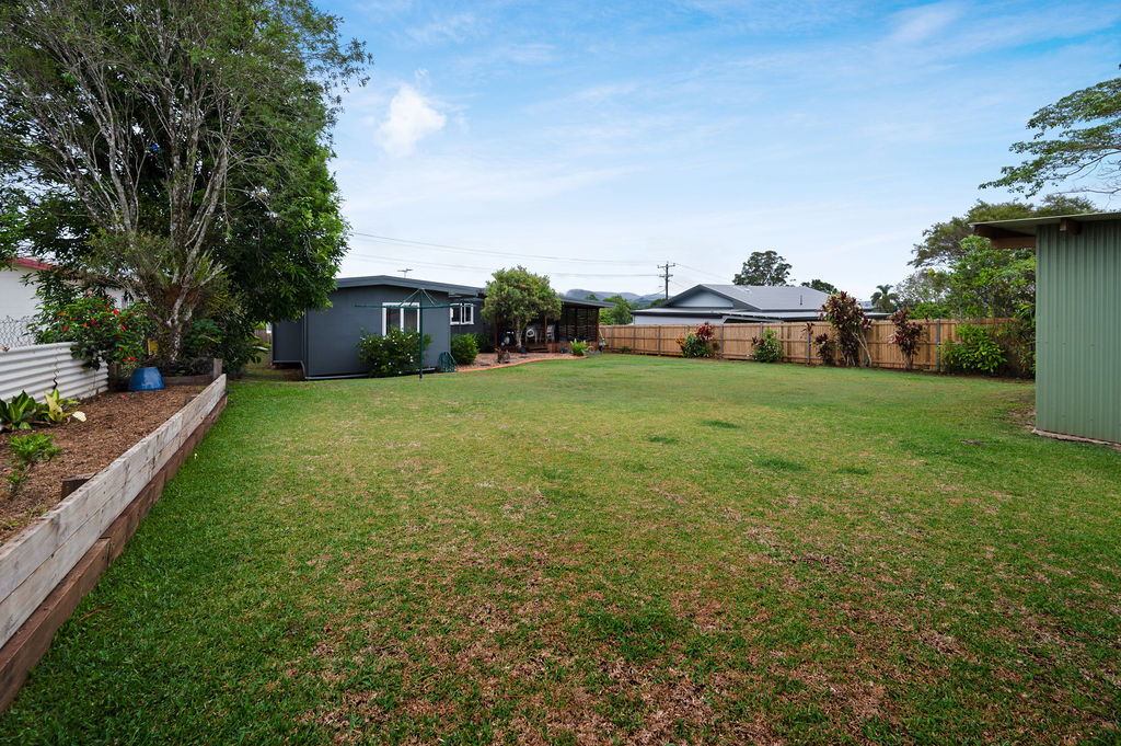 21 Viola Street, Atherton