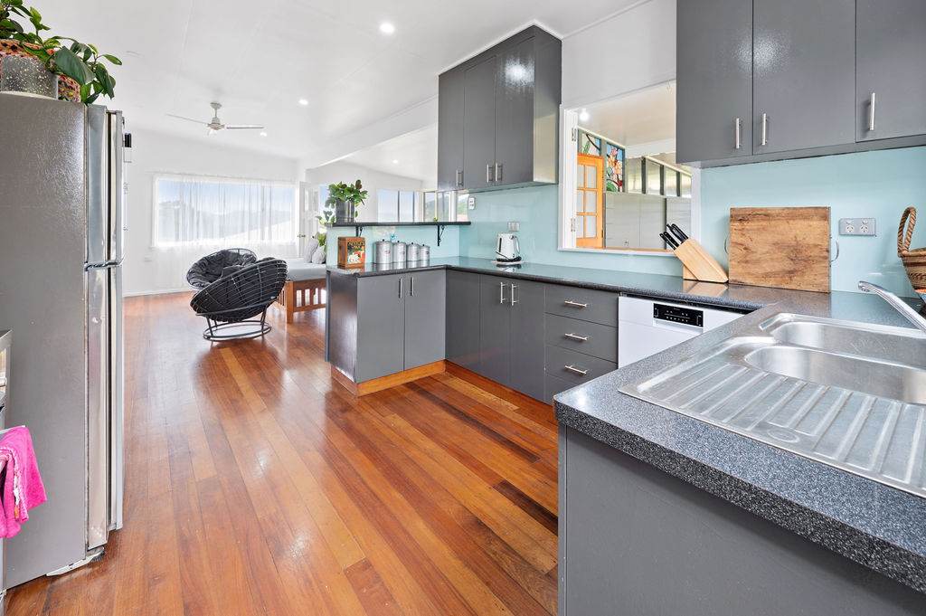 21 Viola Street, Atherton
