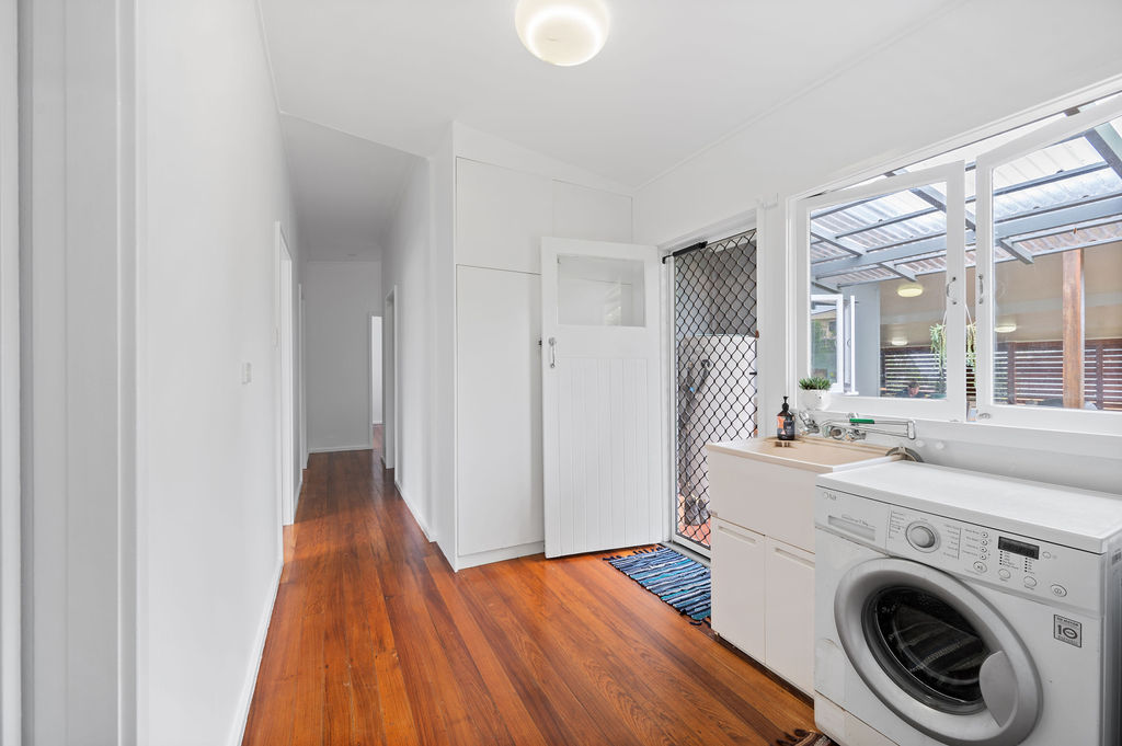 21 Viola Street, Atherton