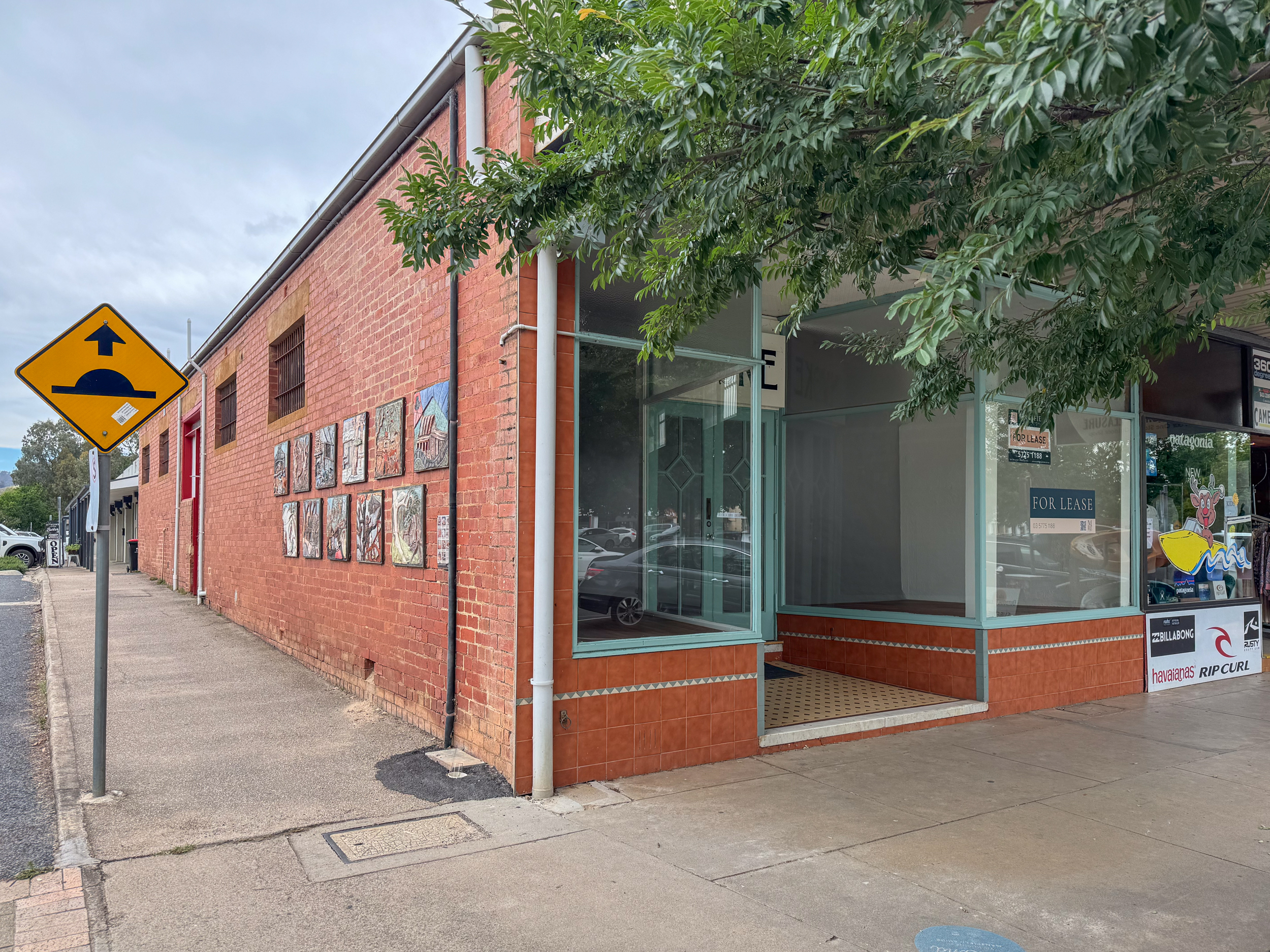 50 High Street, Mansfield