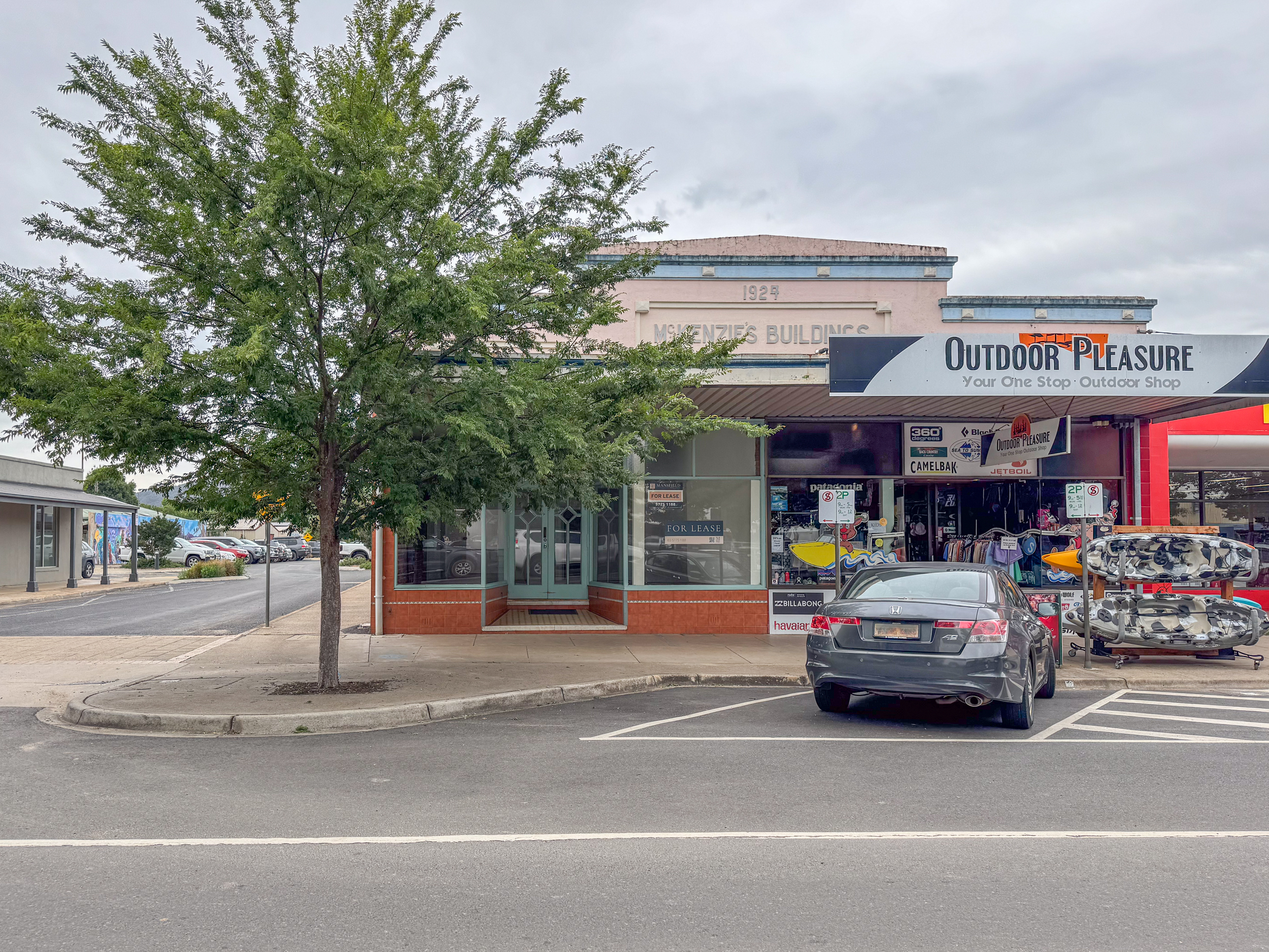 50 High Street, Mansfield