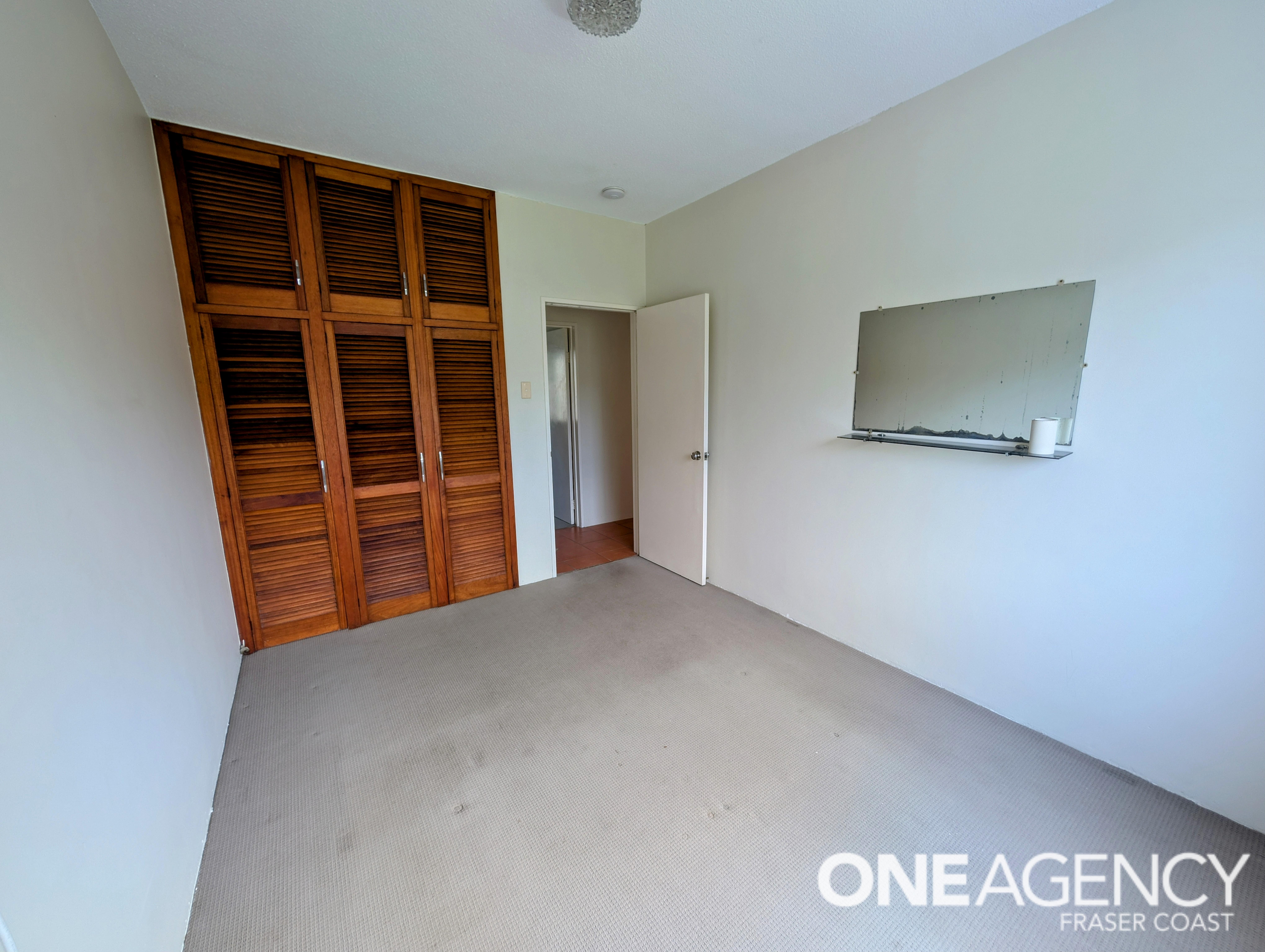 3 / 581 Esplanade, Urangan