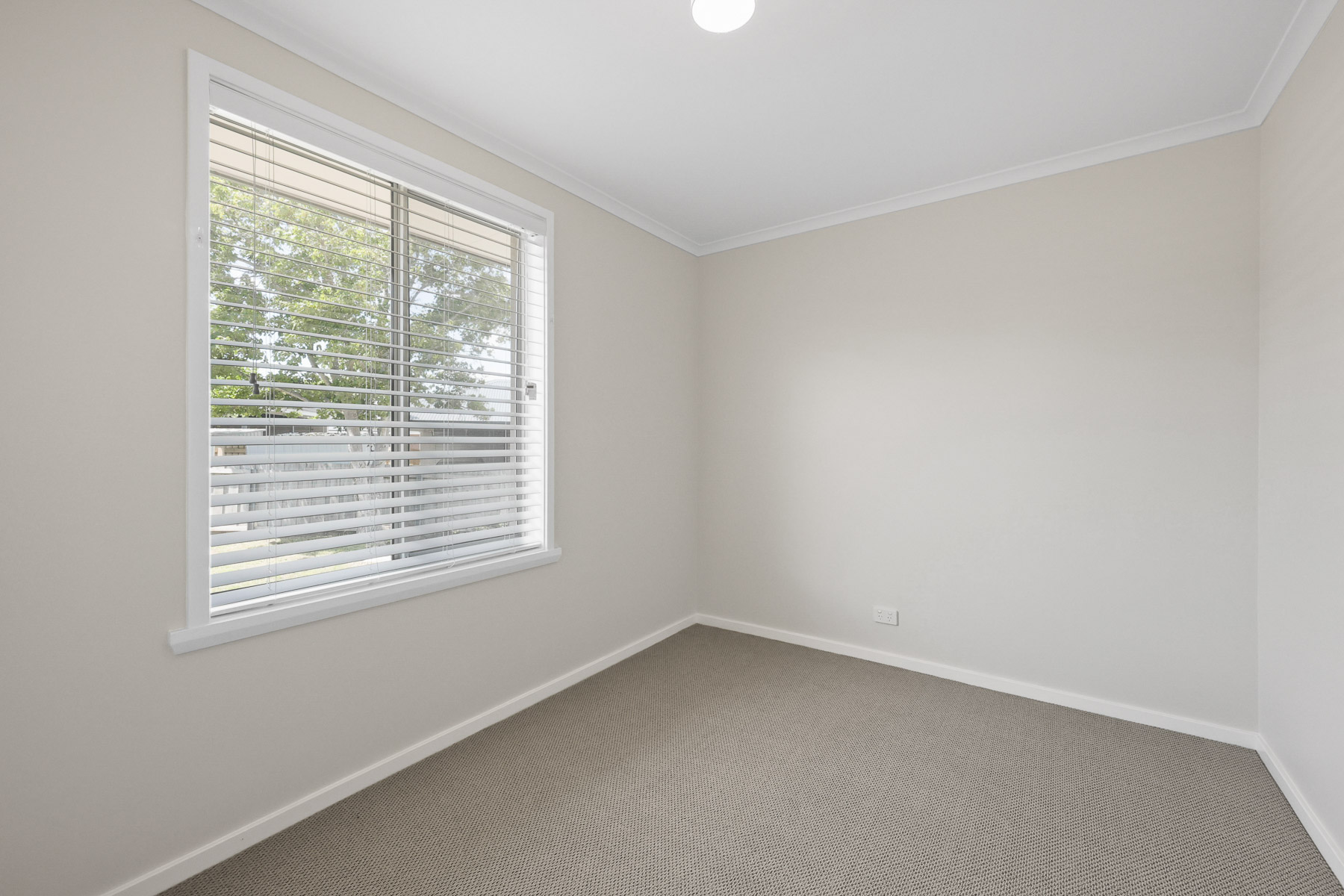 8 Hammond Avenue, George Town