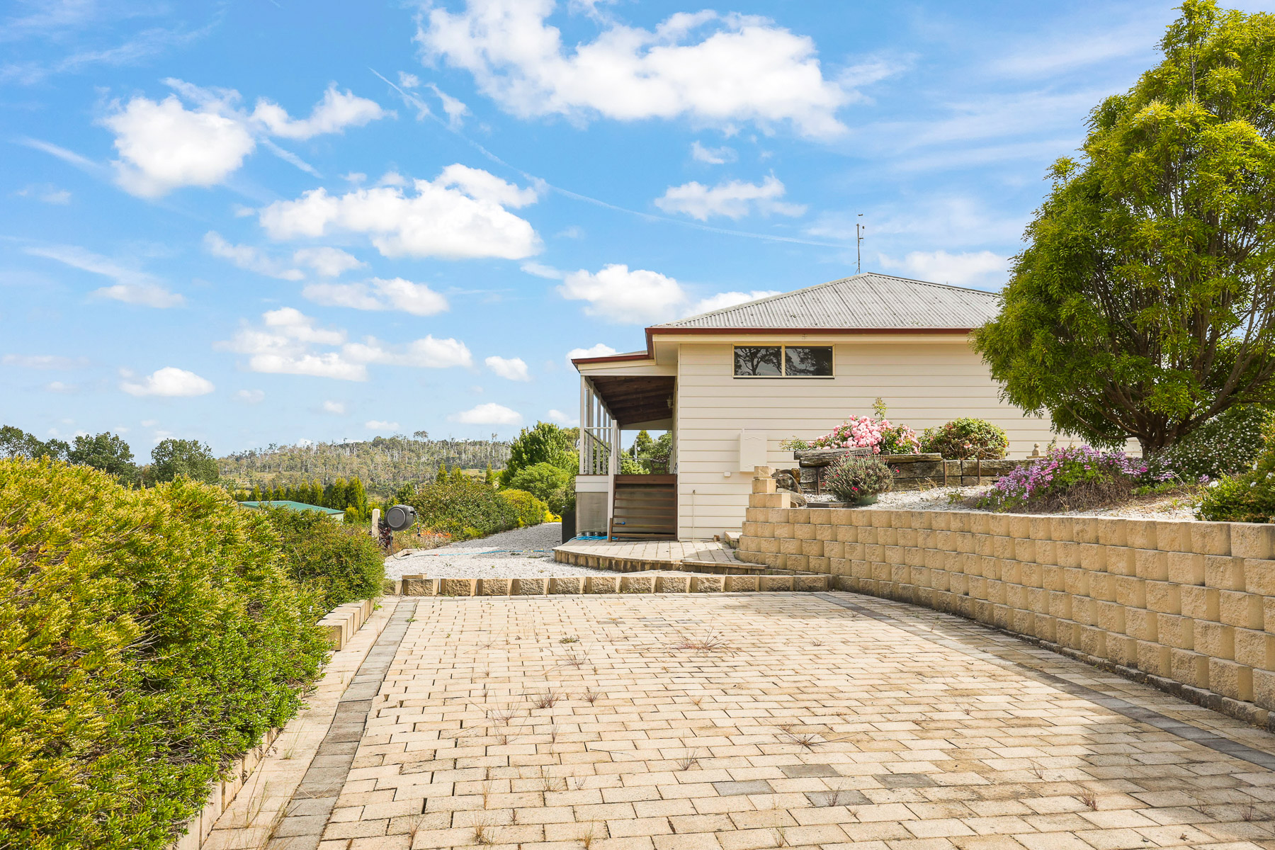 15 Burton Street, Hillwood