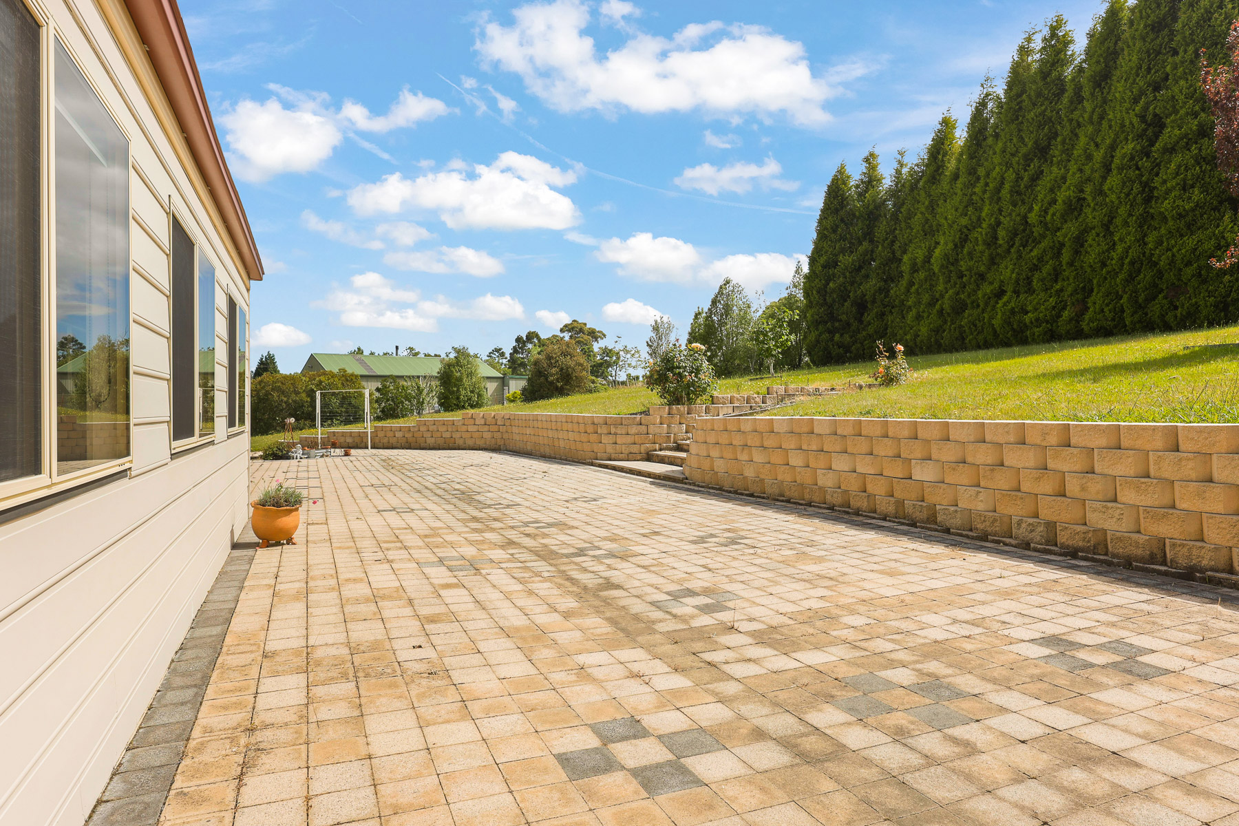 15 Burton Street, Hillwood