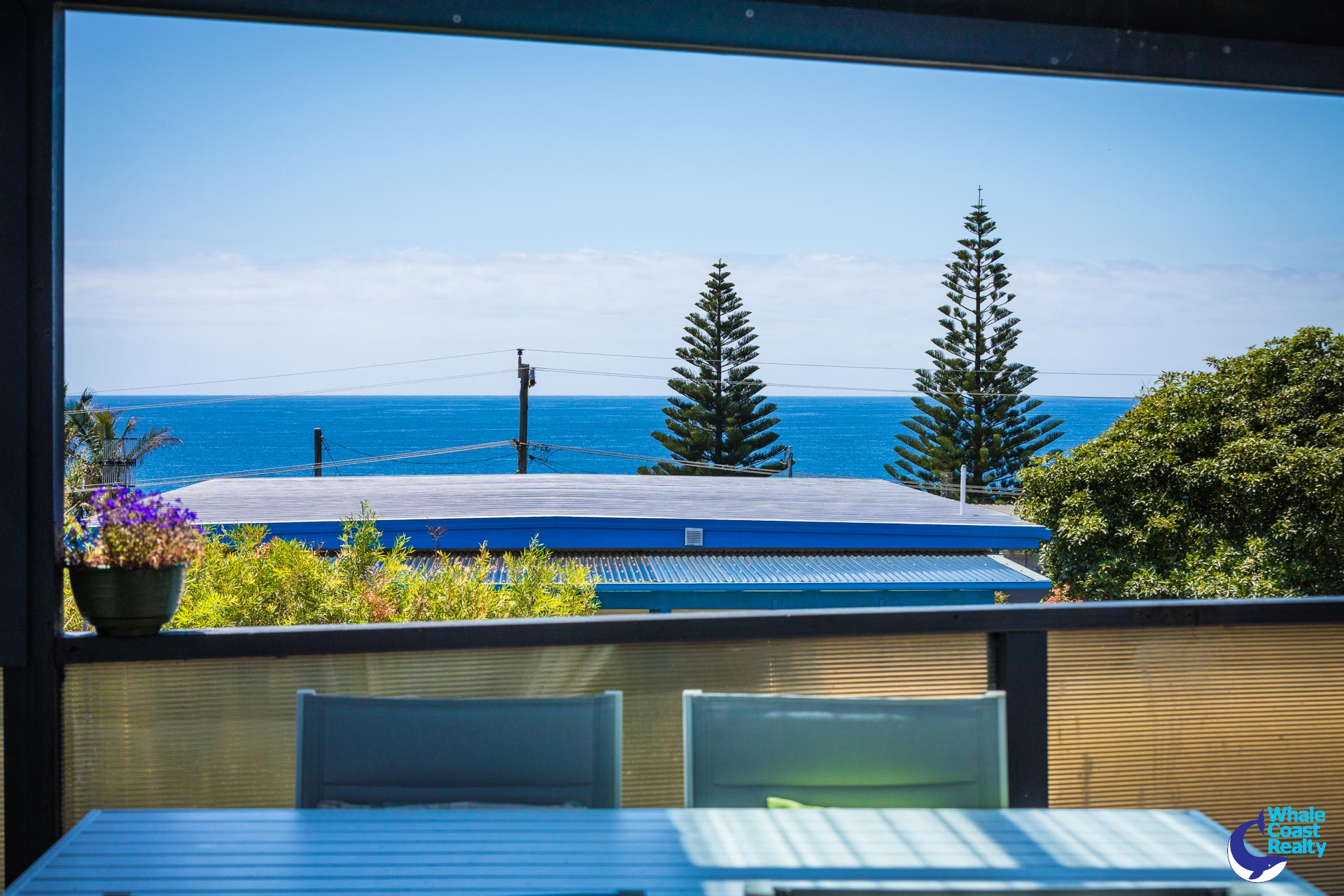 32 Sunset Boulevard, Kianga