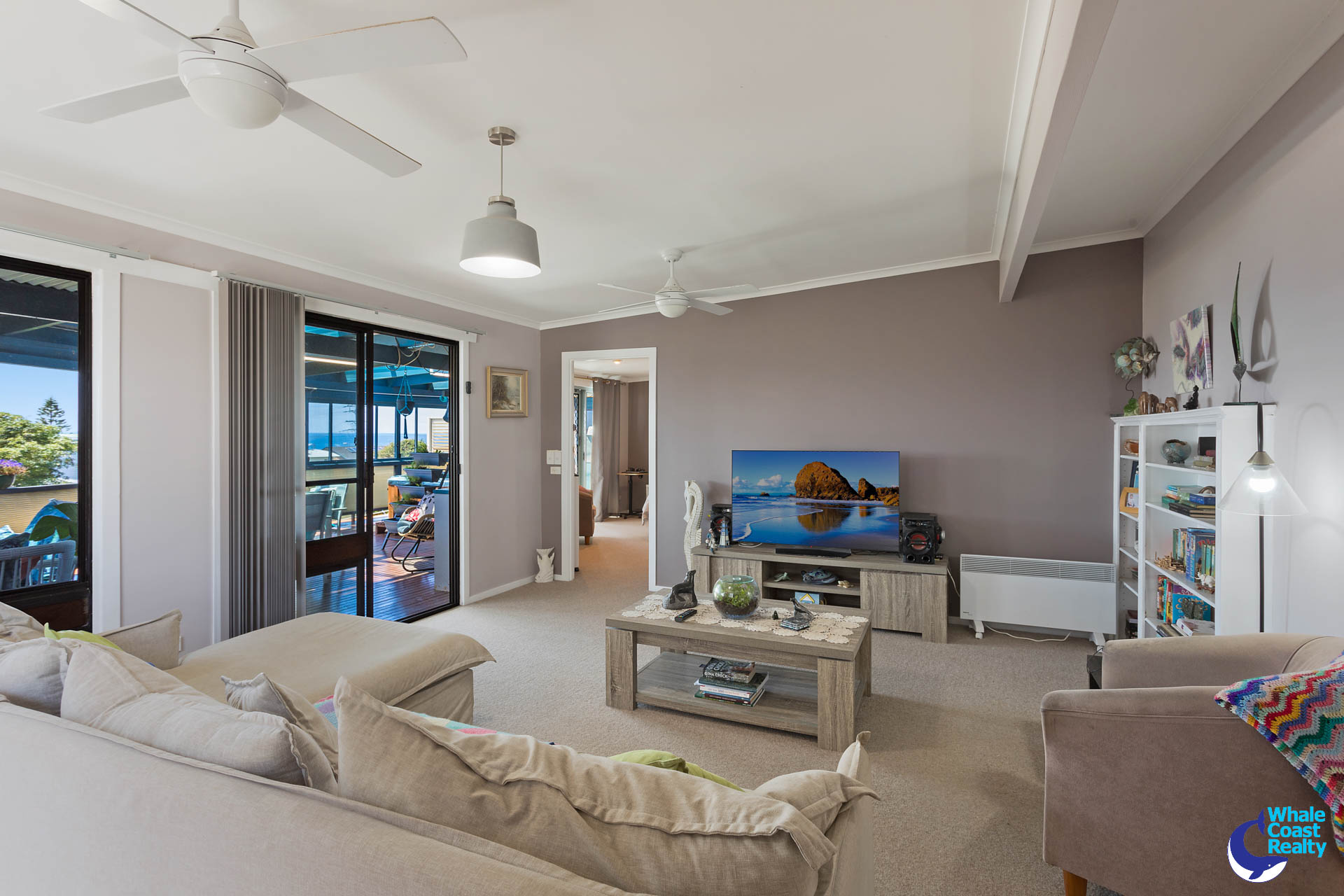 32 Sunset Boulevard, Kianga