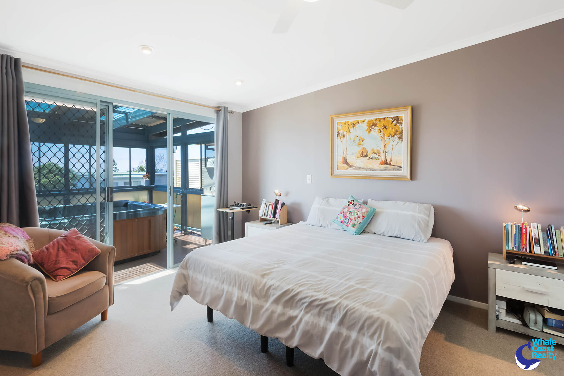 32 Sunset Boulevard, Kianga