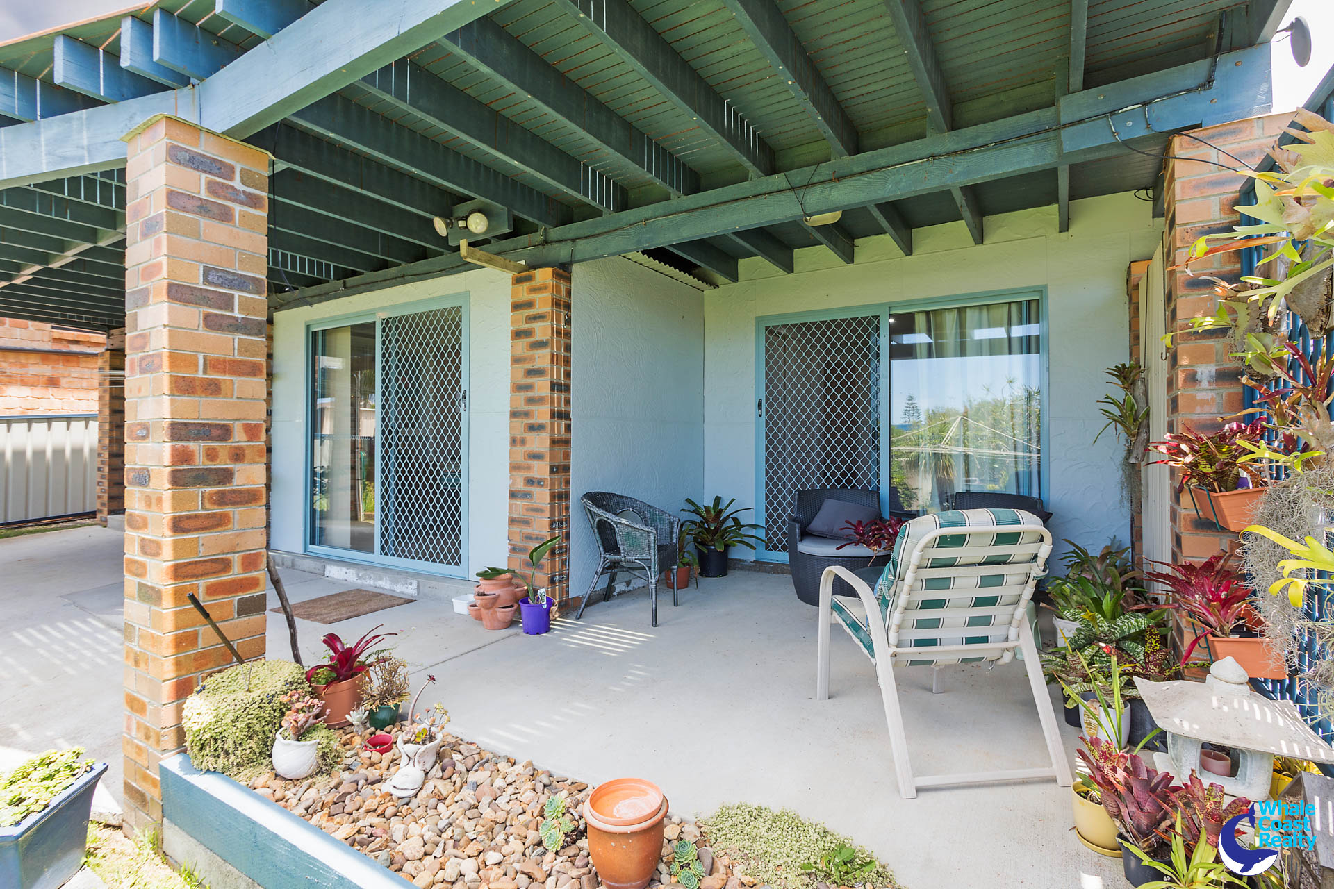 32 Sunset Boulevard, Kianga