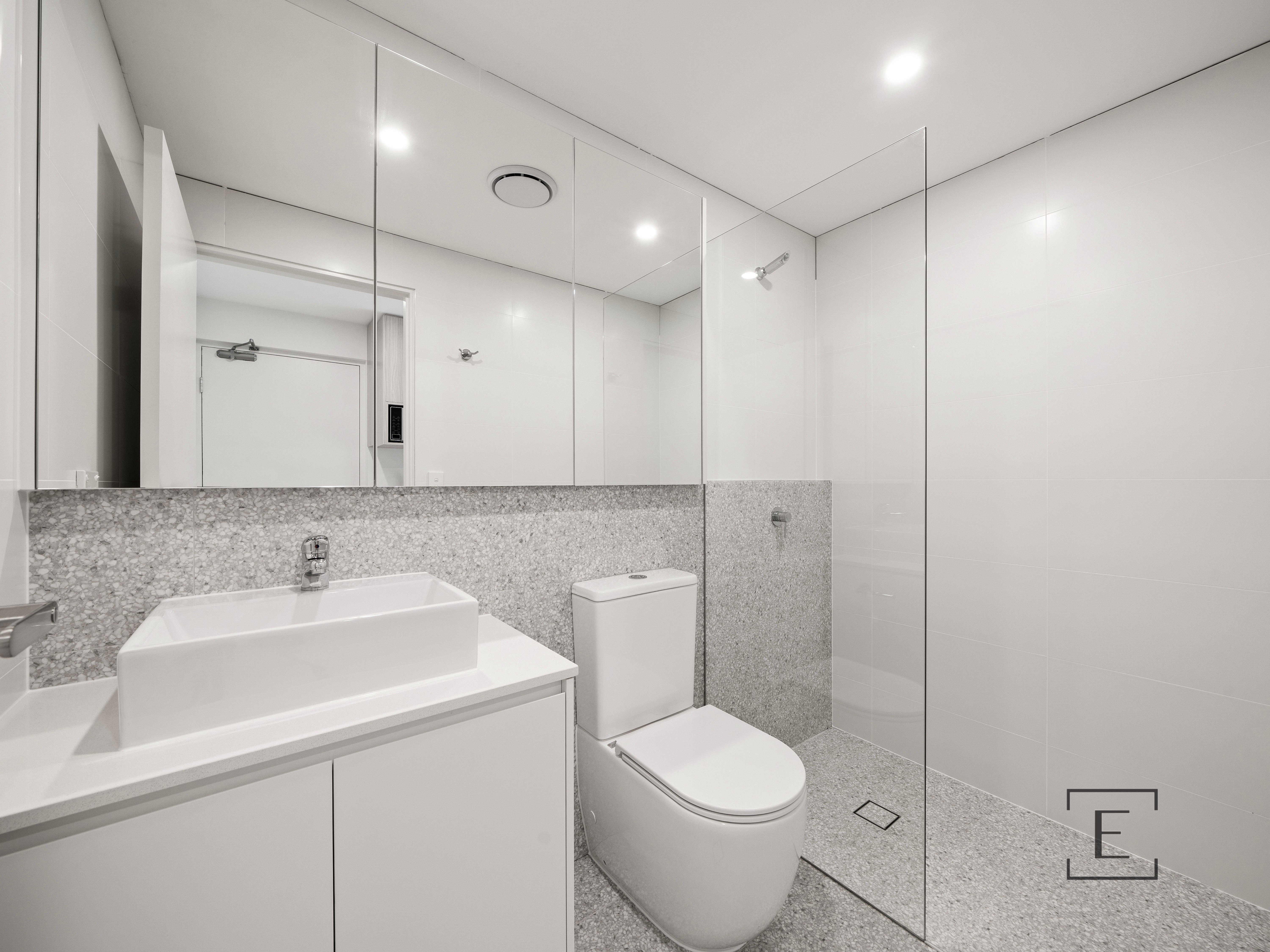 6 Gladys Avenue, Frenchs Forest