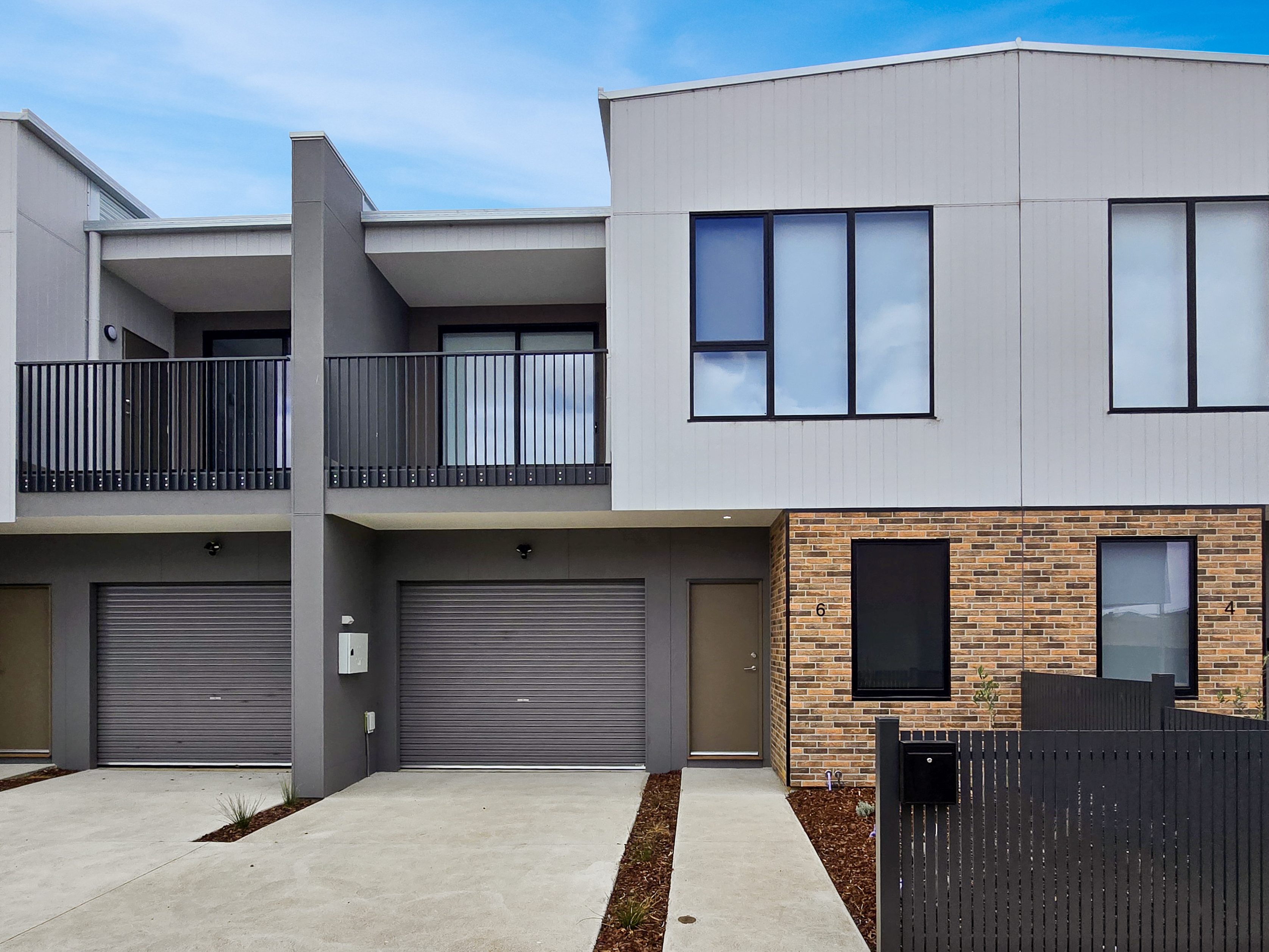 Listing image for 6 Ilinden Street, MOUNT DUNEED  VIC  3217
