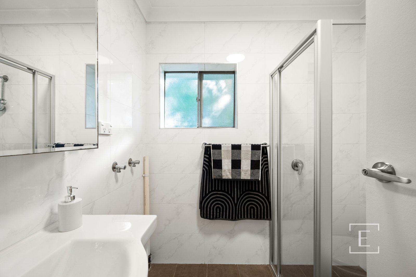 11 / 8 Thames Street, Balmain