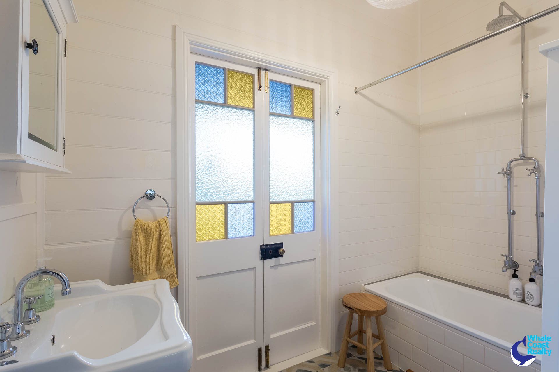 27 BATE STREET, Central Tilba