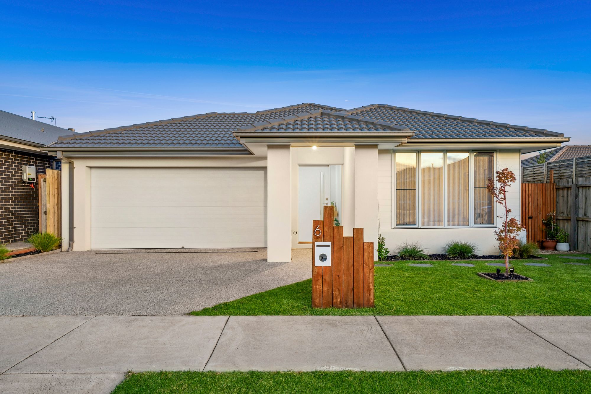 Listing image for 6 Homeland Way, ARMSTRONG CREEK  VIC  3217