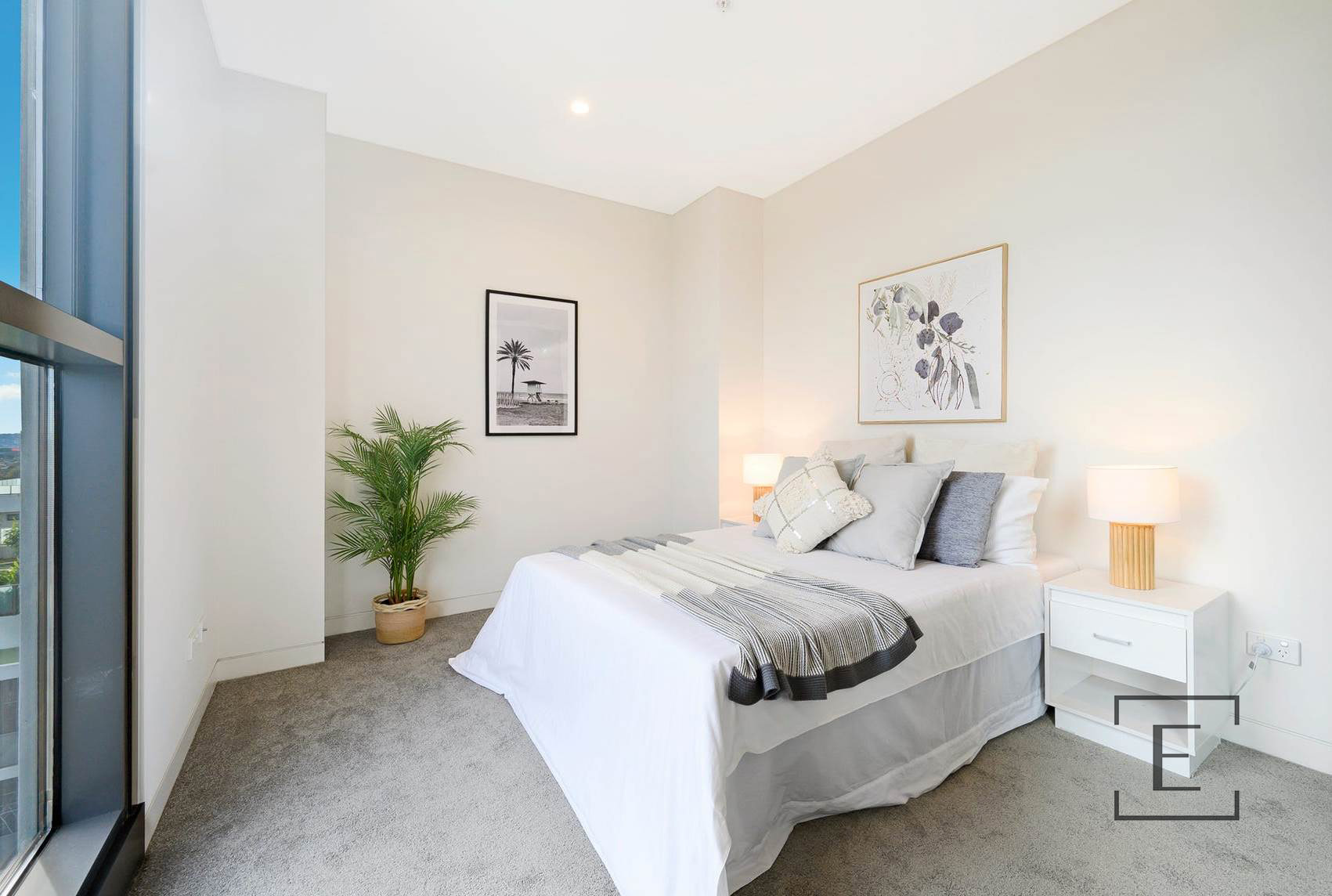 1707 / 7 Nipper Street, Homebush