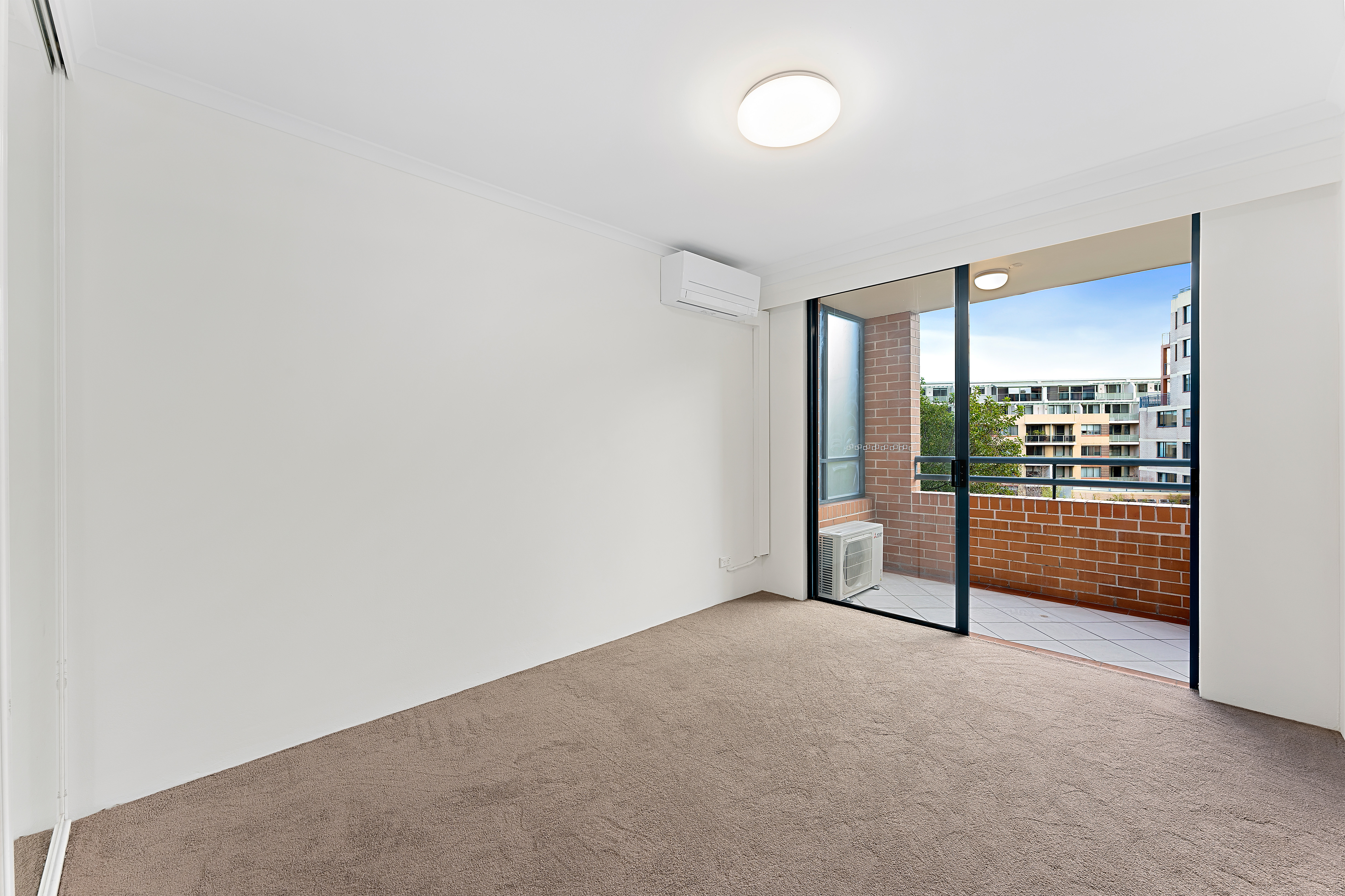 95 / 1 Bunn Street - Lightbox View 5