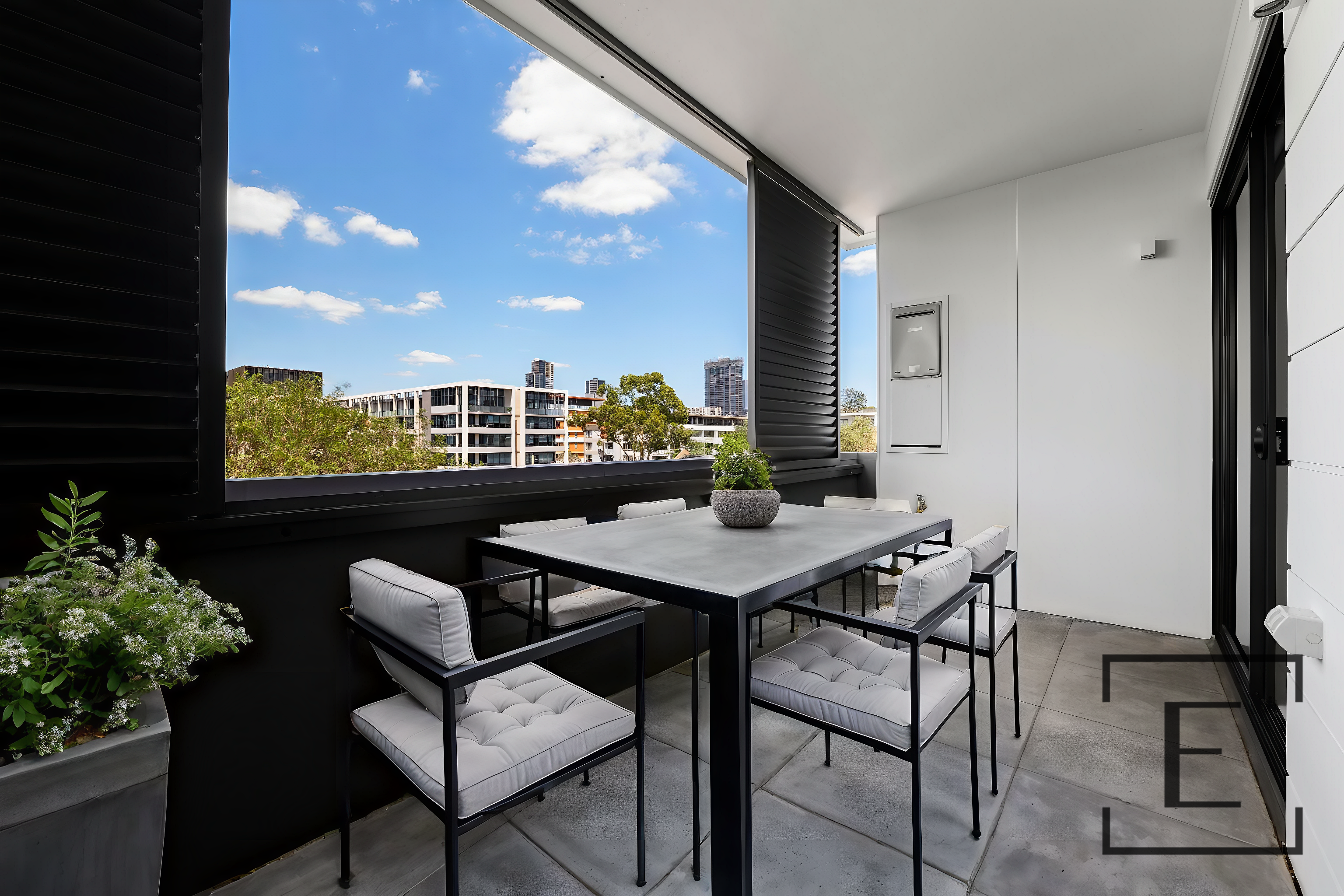 201 / 53A Thomas Street, Parramatta