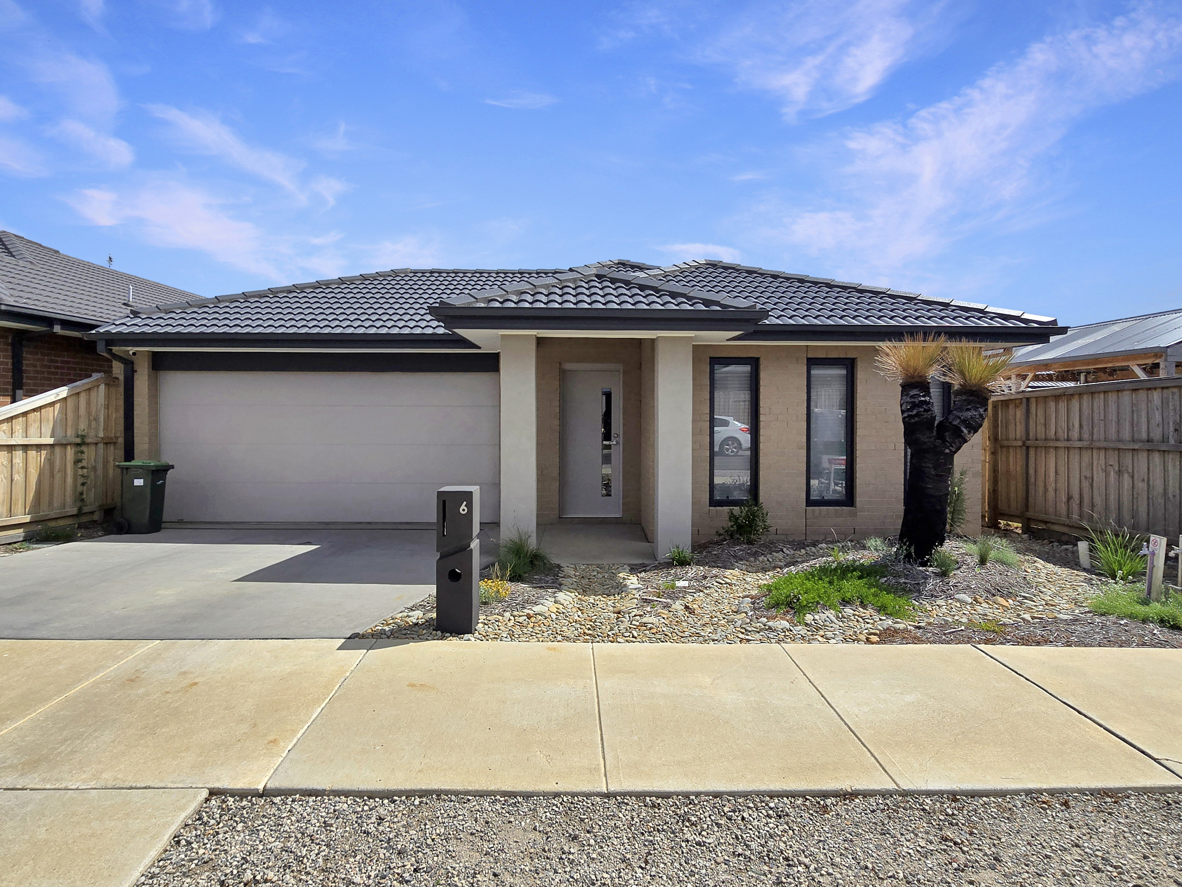 Listing image for 6 Audrey Street, CHARLEMONT  VIC  3217