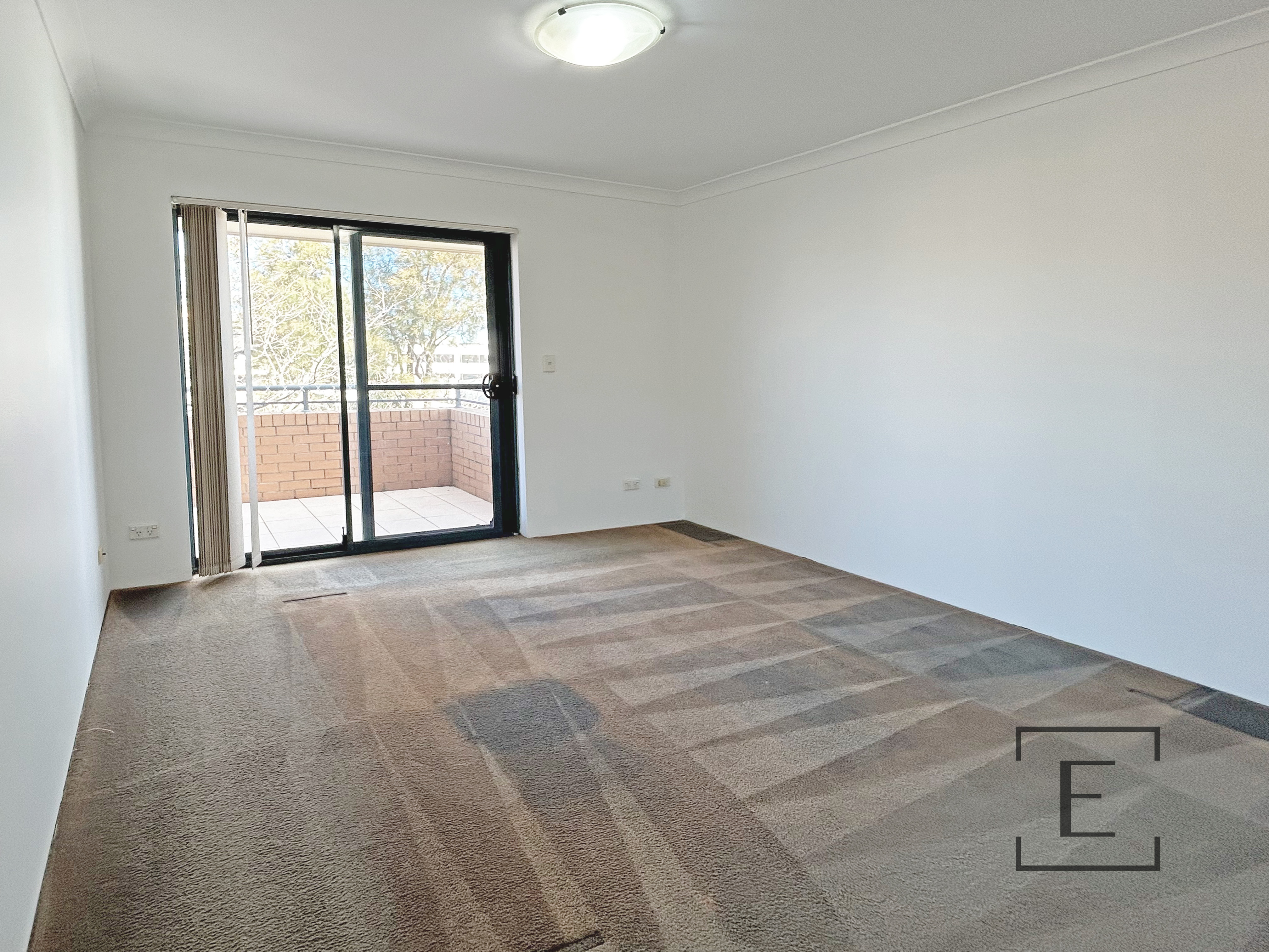 12 / 2A Hamilton Street East, North Strathfield