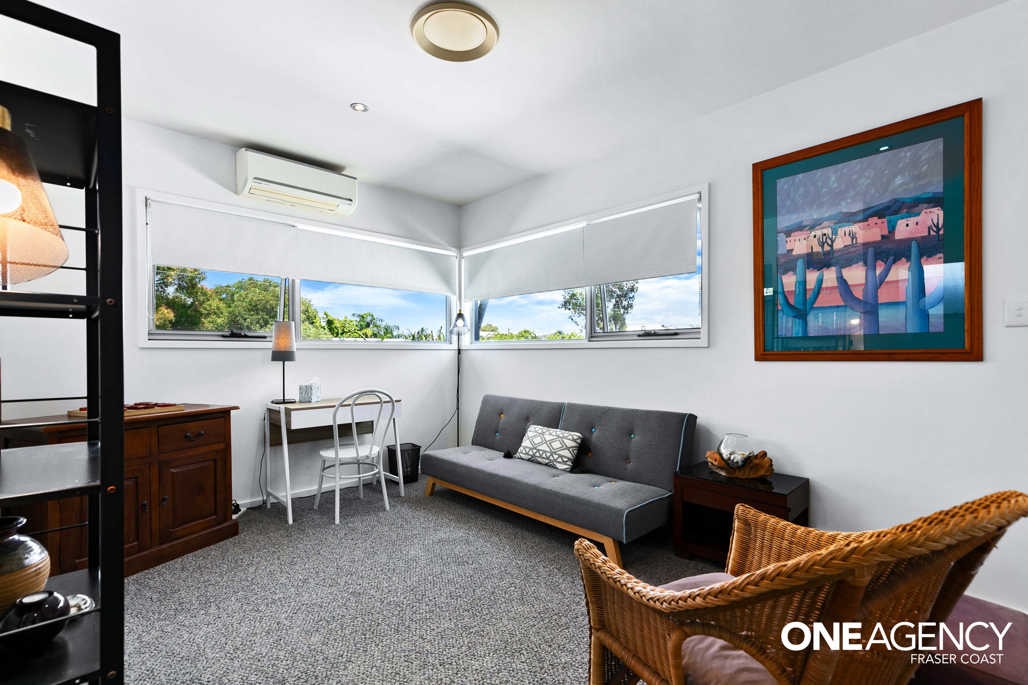 16 / 80 Moolyyir Street, Urangan
