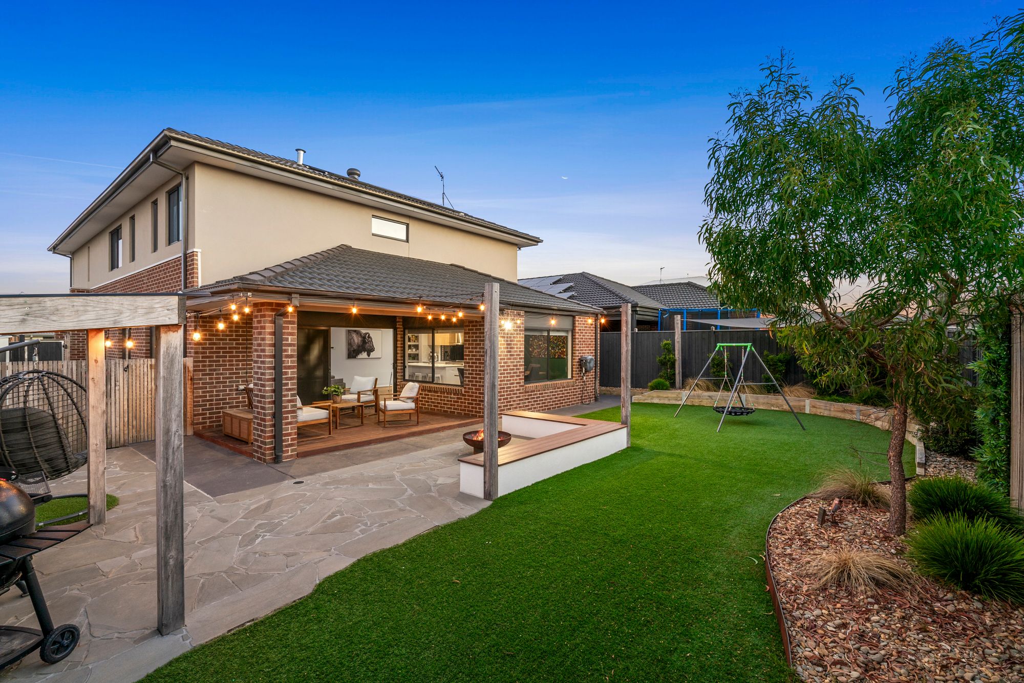 Listing image for 2 Stones Street, CHARLEMONT  VIC  3217