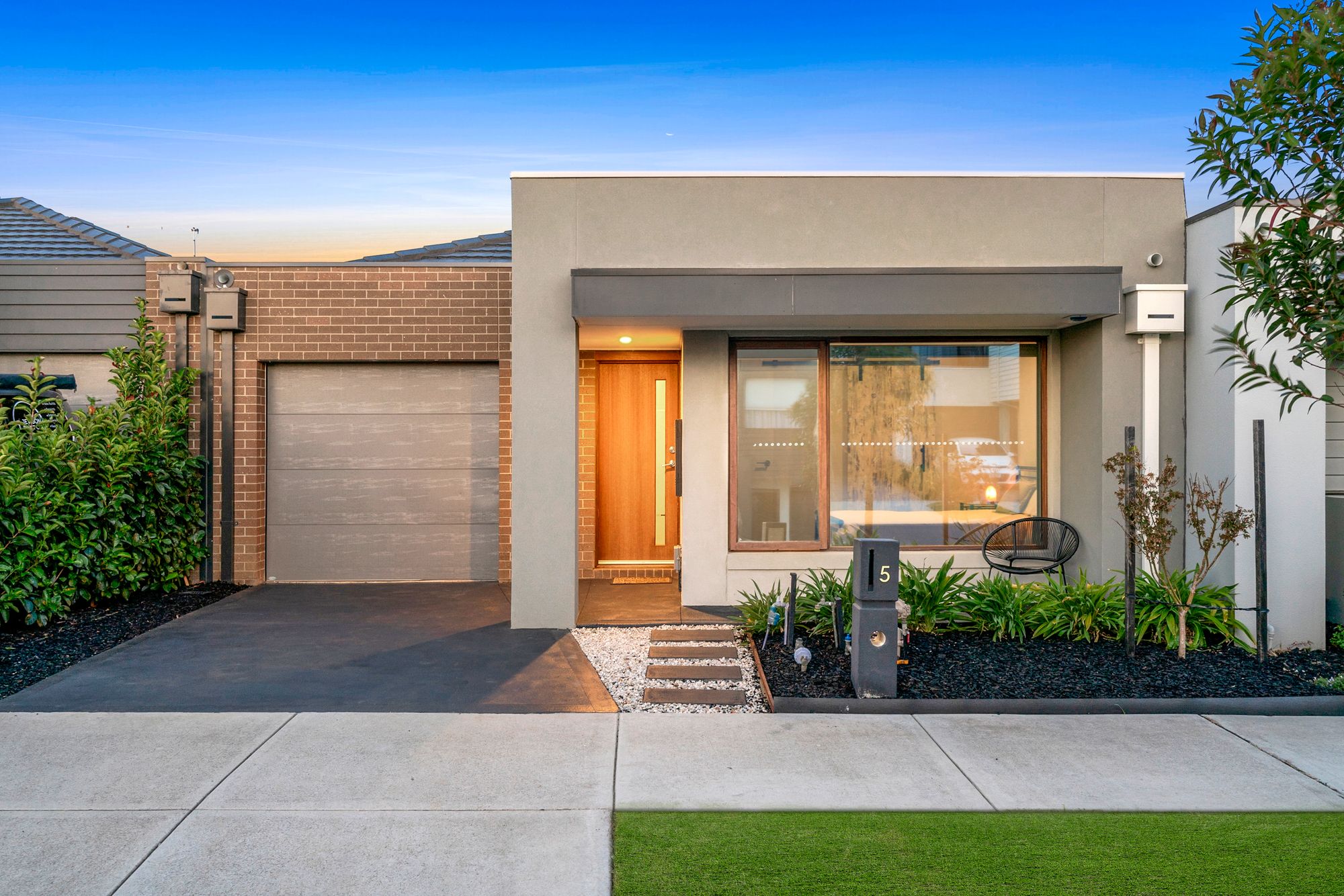 Listing image for 5 Avonbury Drive, ARMSTRONG CREEK  VIC  3217