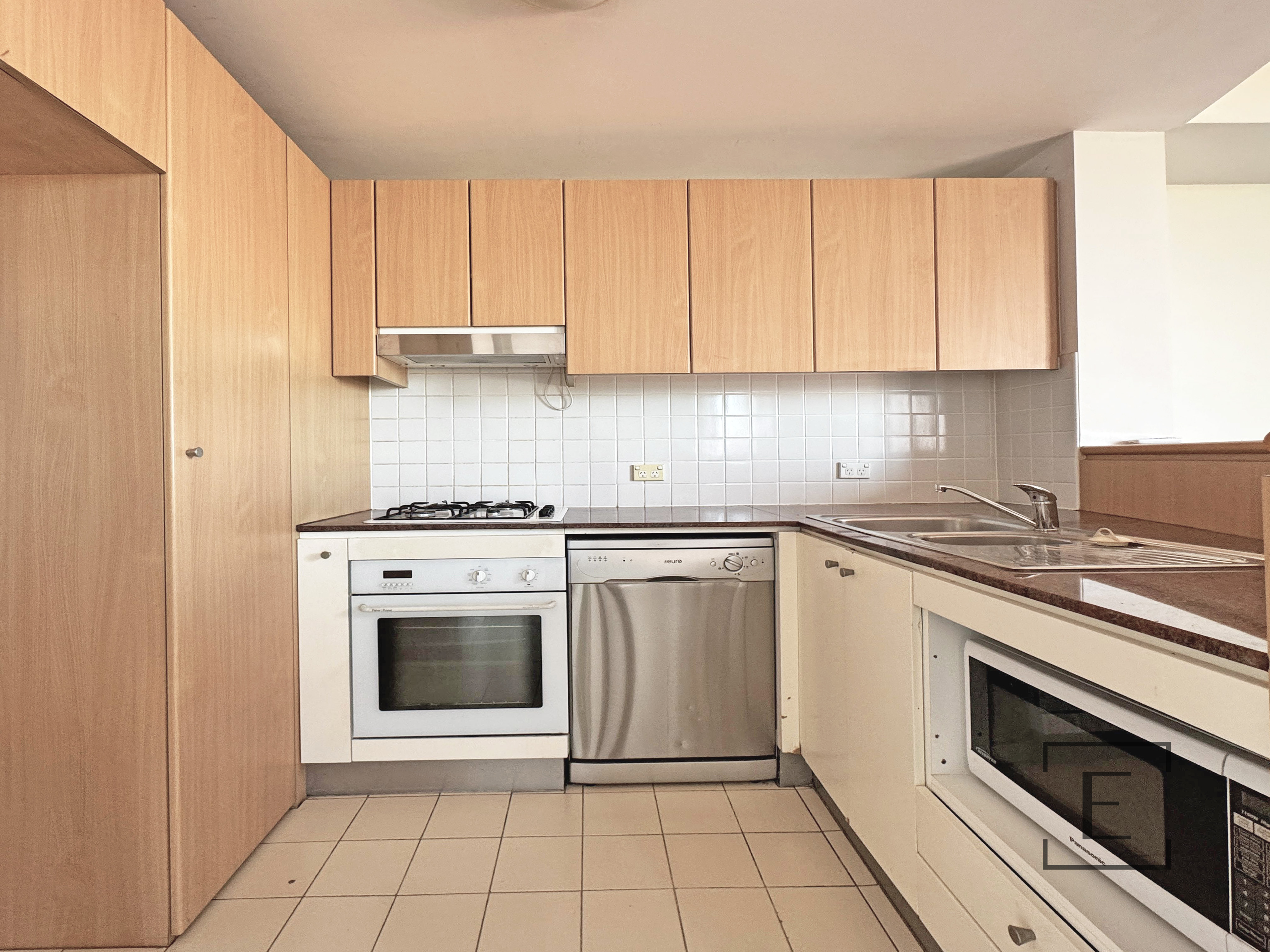 99 / 27 Bennelong Road, Wentworth Point