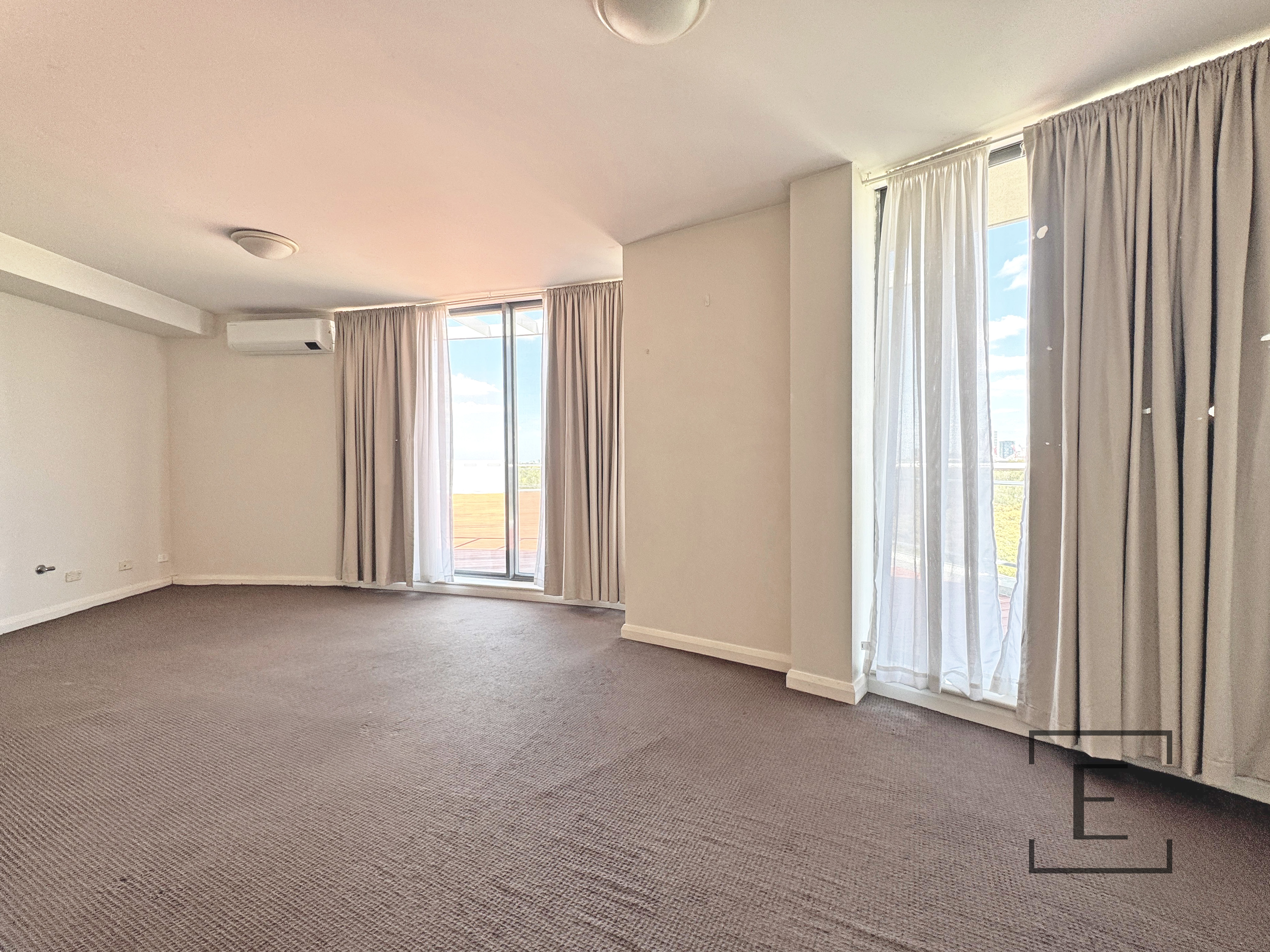 99 / 27 Bennelong Road, Wentworth Point