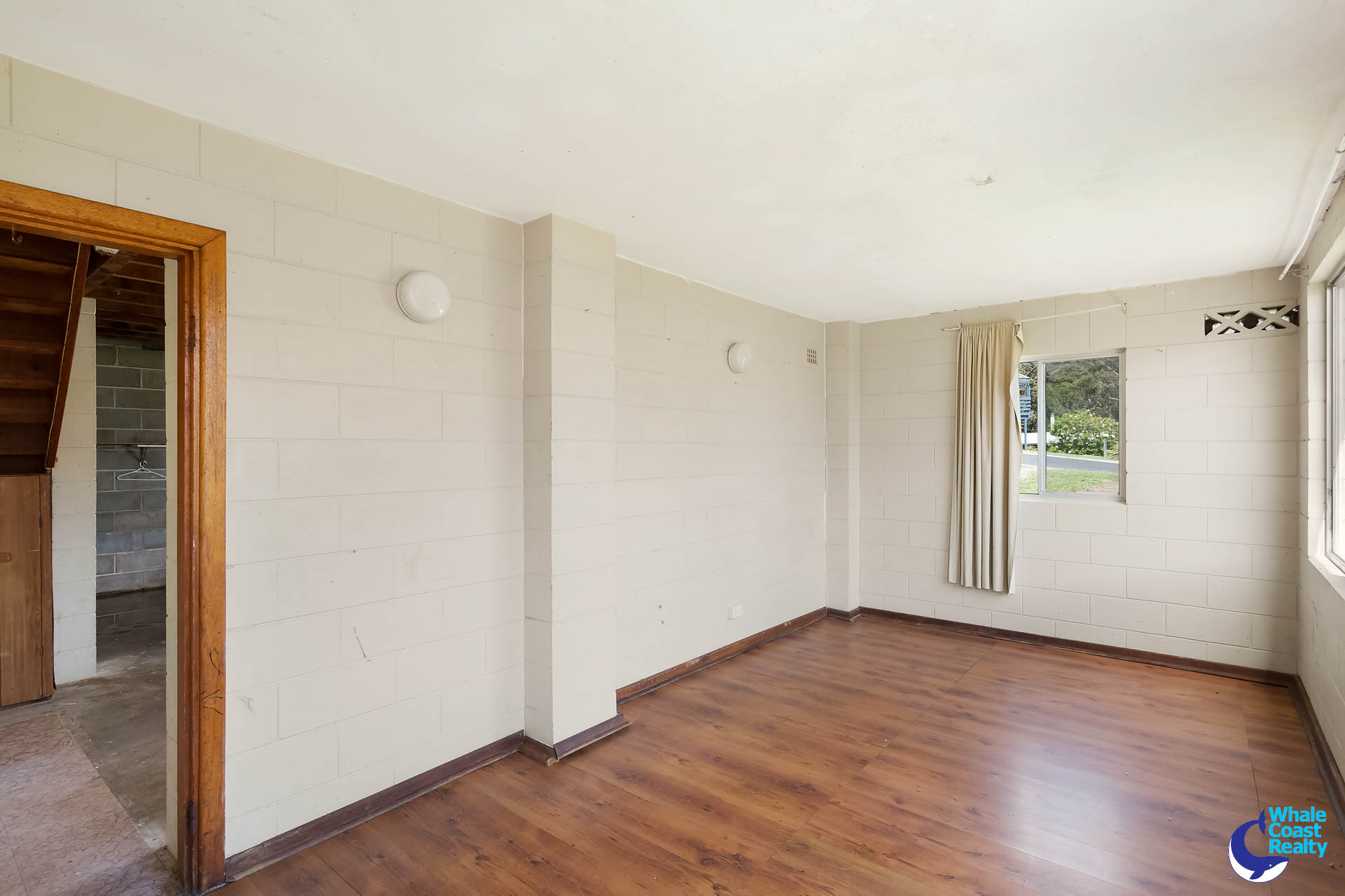 16 Thomson Parade, Dalmeny