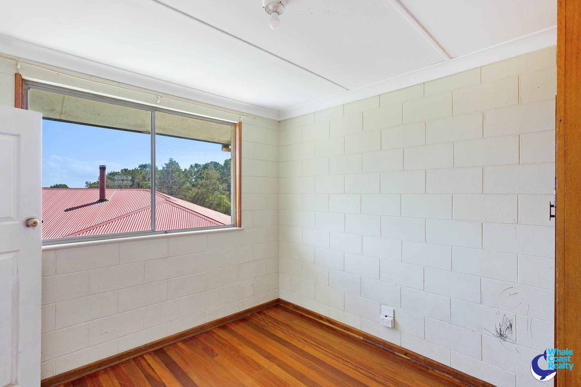 16 Thomson Parade, Dalmeny