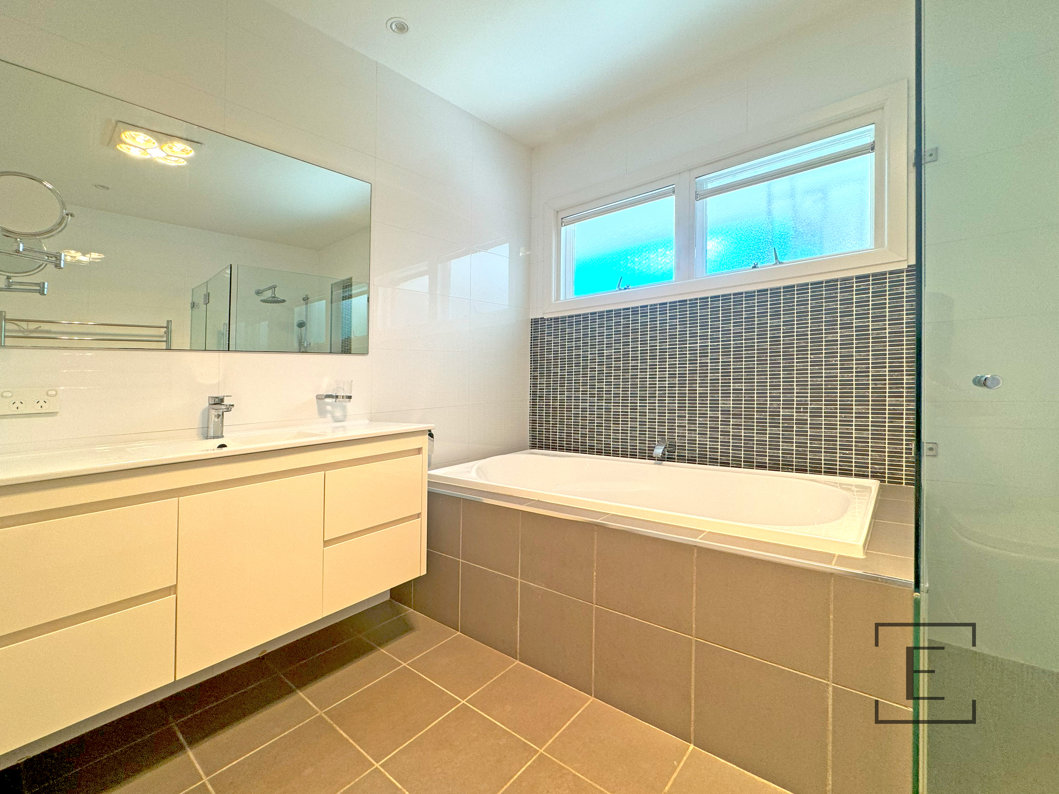 17 Finch Avenue, East Ryde