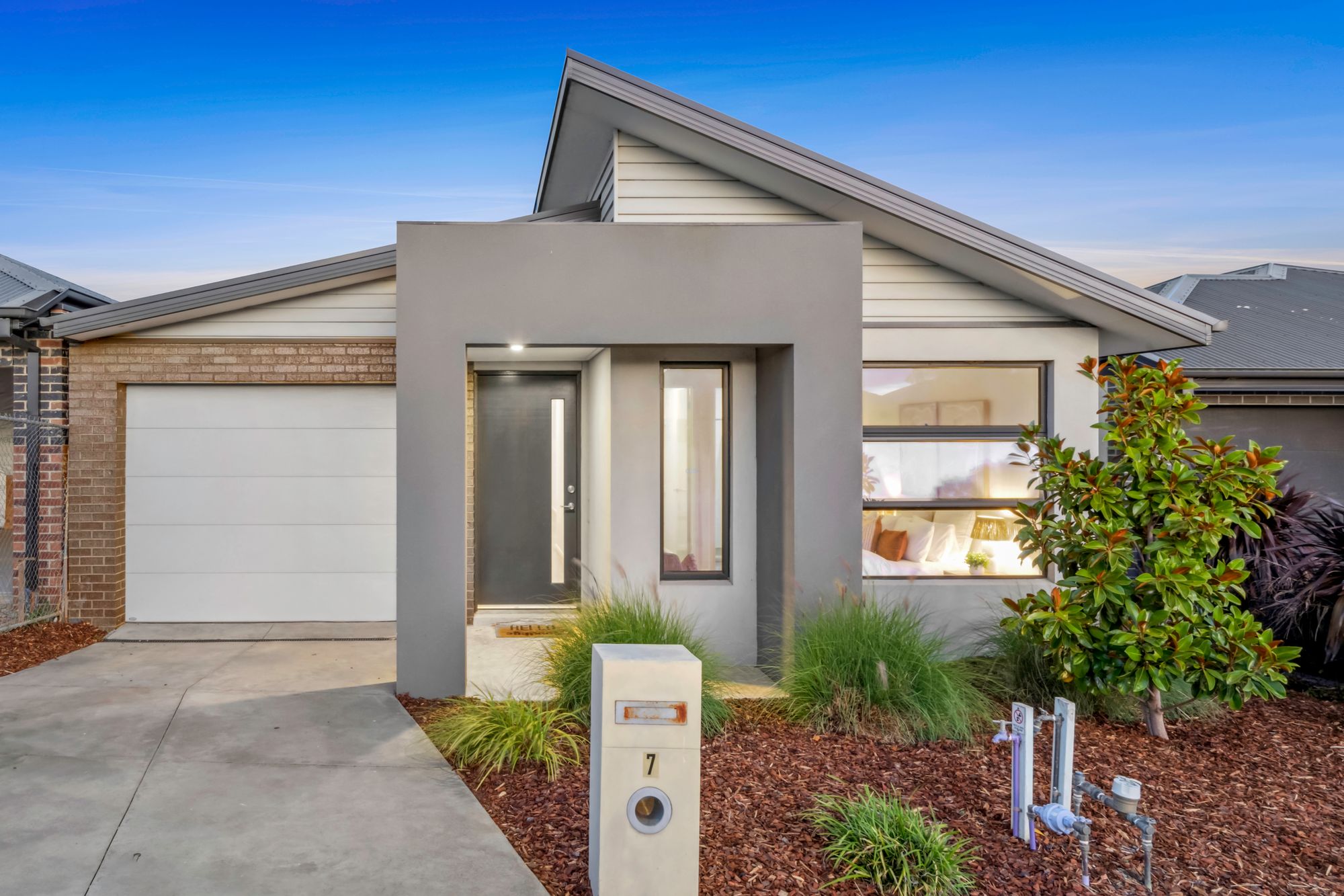 Listing image for 7 Aaron Street, ARMSTRONG CREEK  VIC  3217