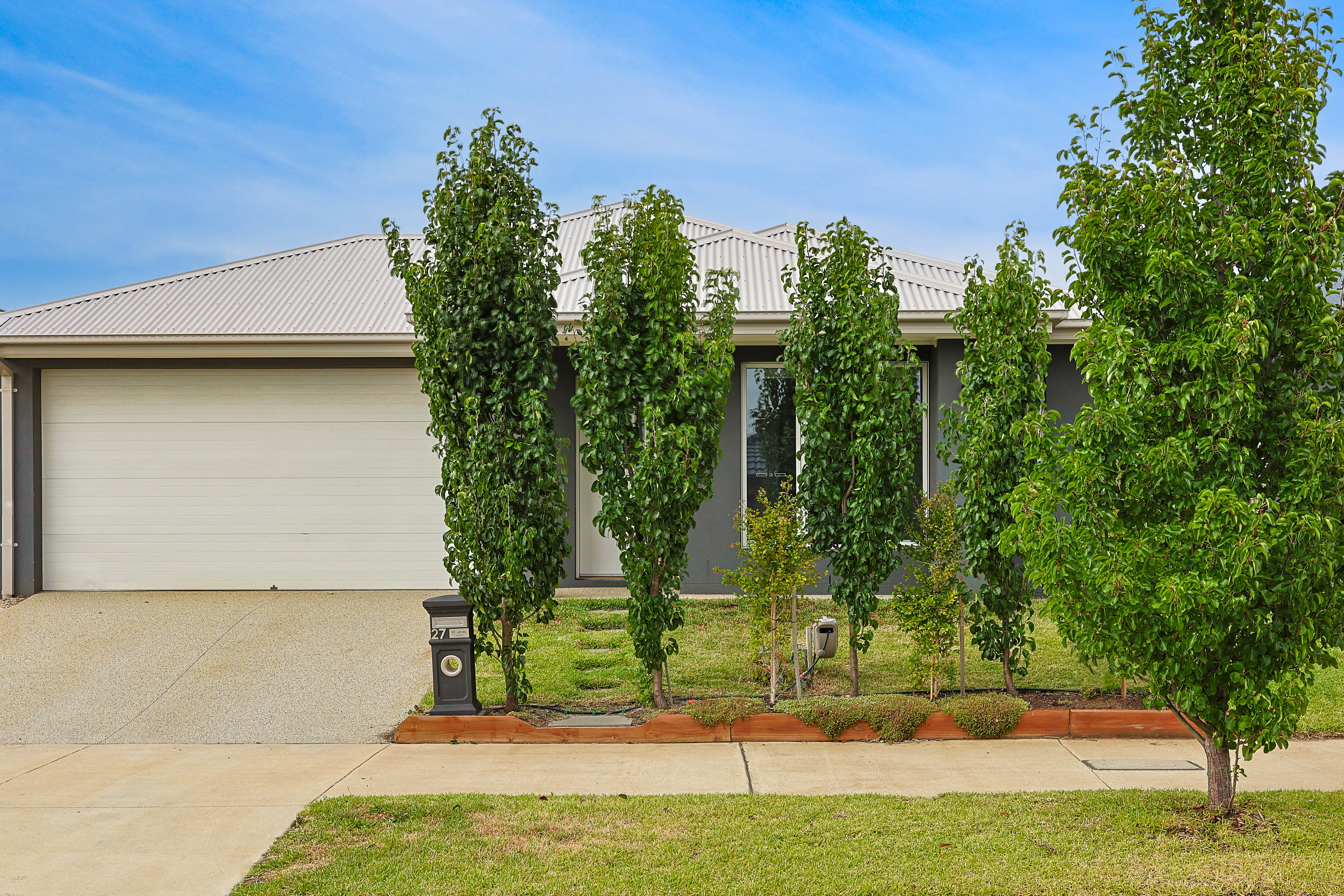 Listing image for 27 McCubbin Drive, MOUNT DUNEED  VIC  3217
