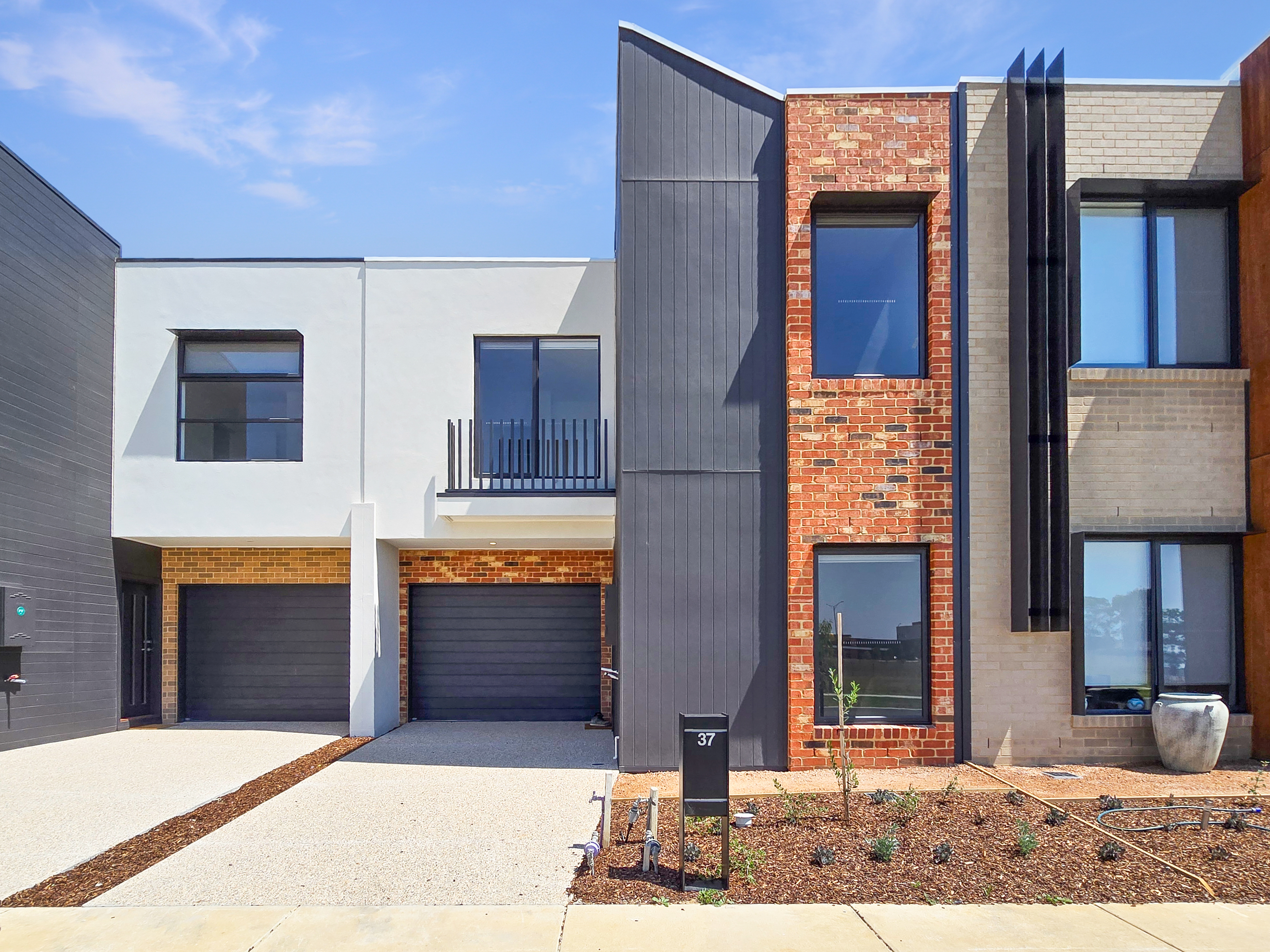 Listing image for 37 Oasis Drive, MOUNT DUNEED  VIC  3217