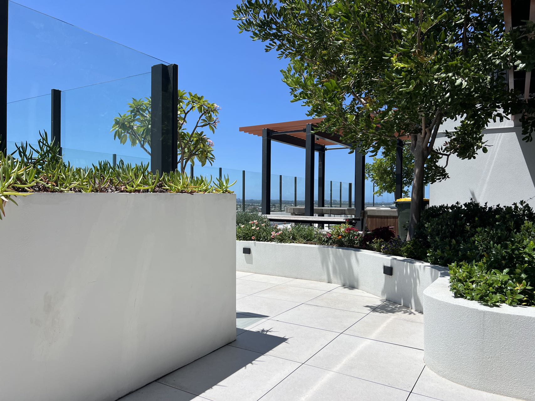 1002 / 12 Stanley Street - Main View 10