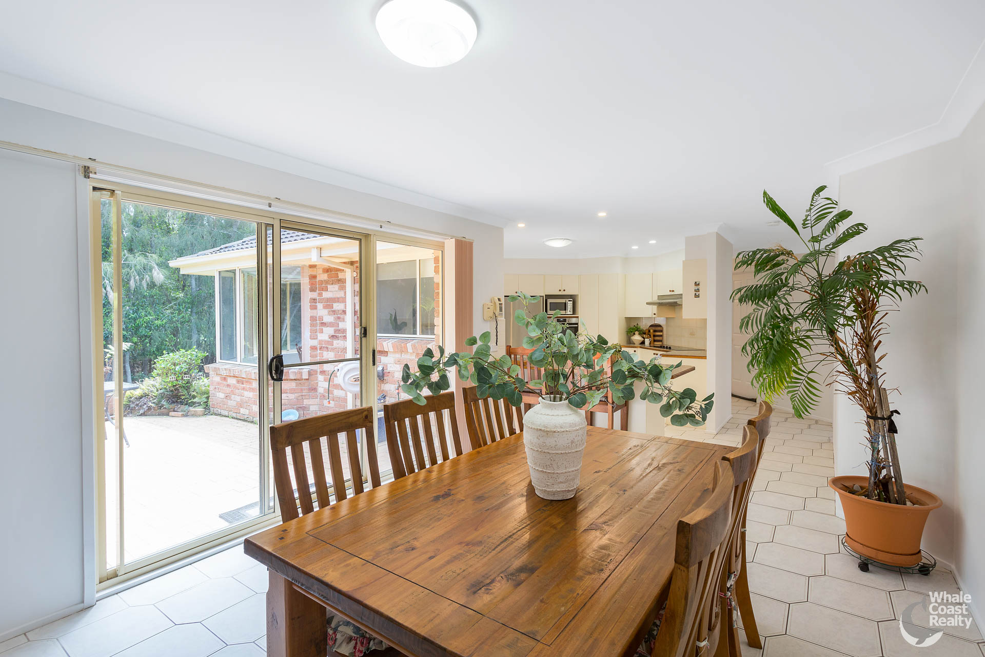 18 Mummaga Lake Drive, Dalmeny