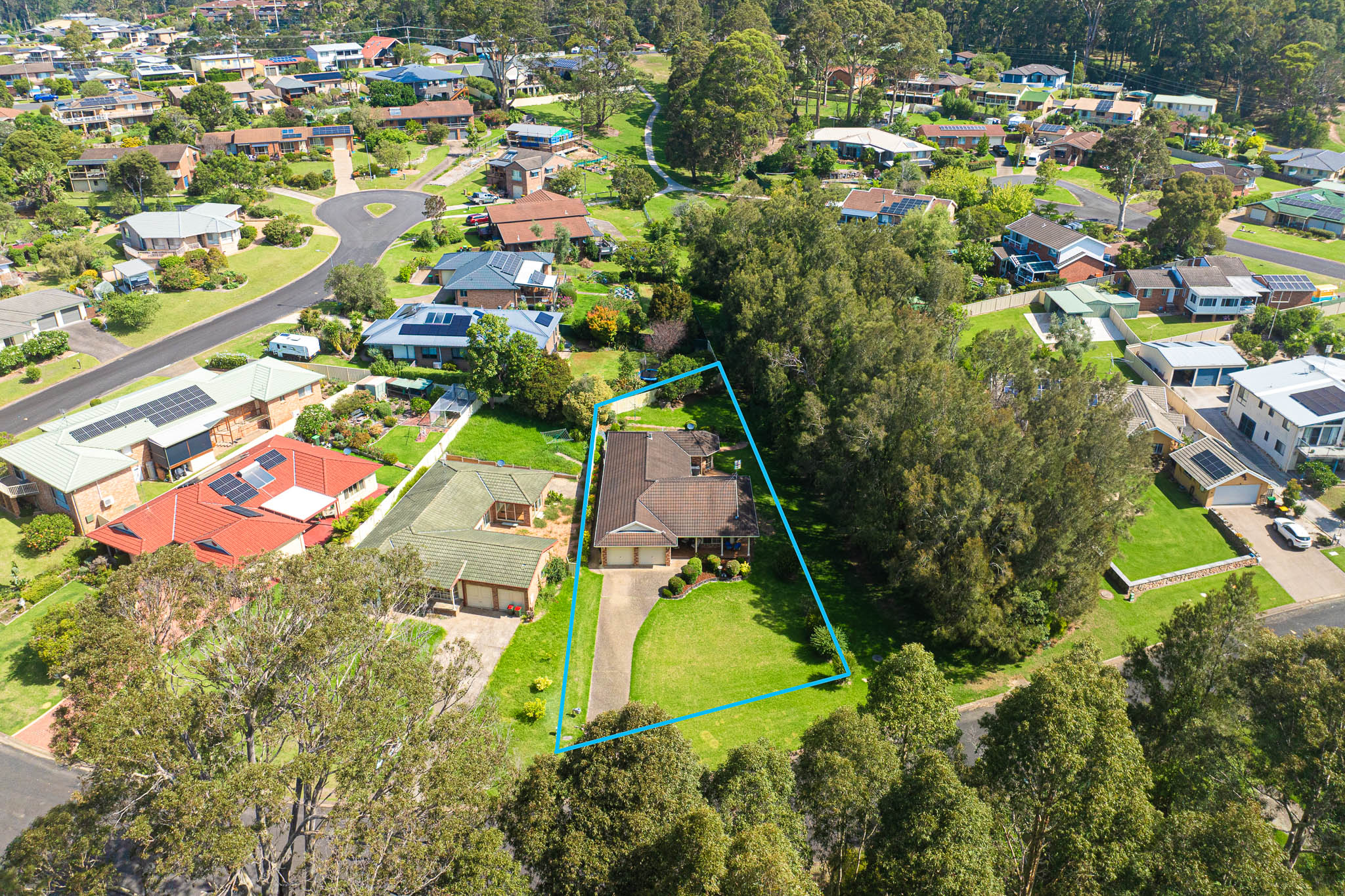 18 Mummaga Lake Drive, Dalmeny