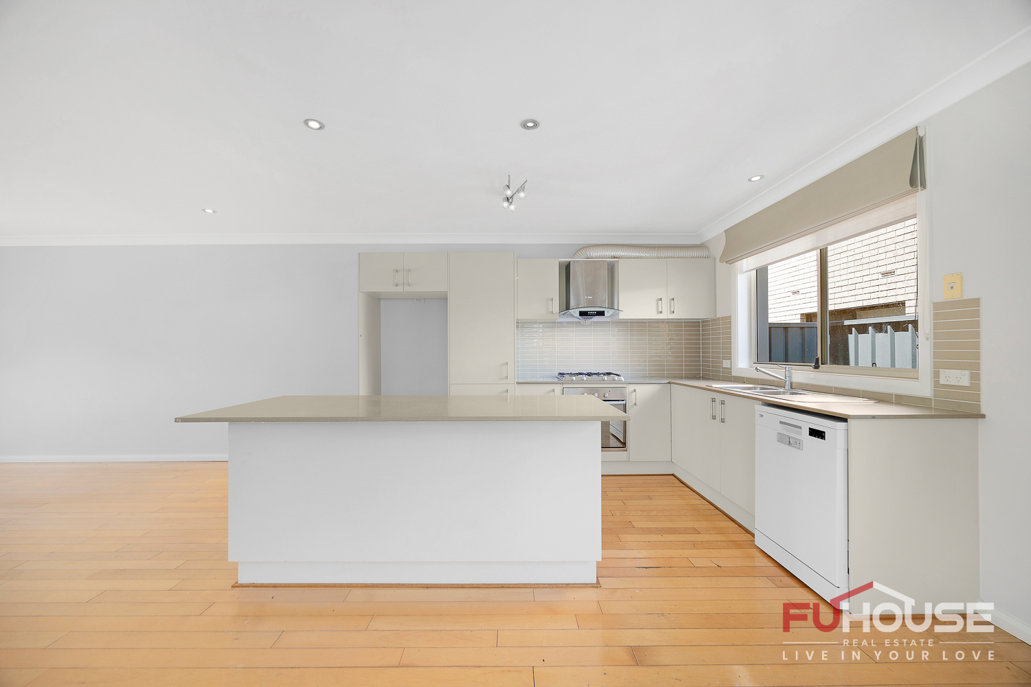 7 / 16-18 Strathearn Avenue - Lightbox View 4