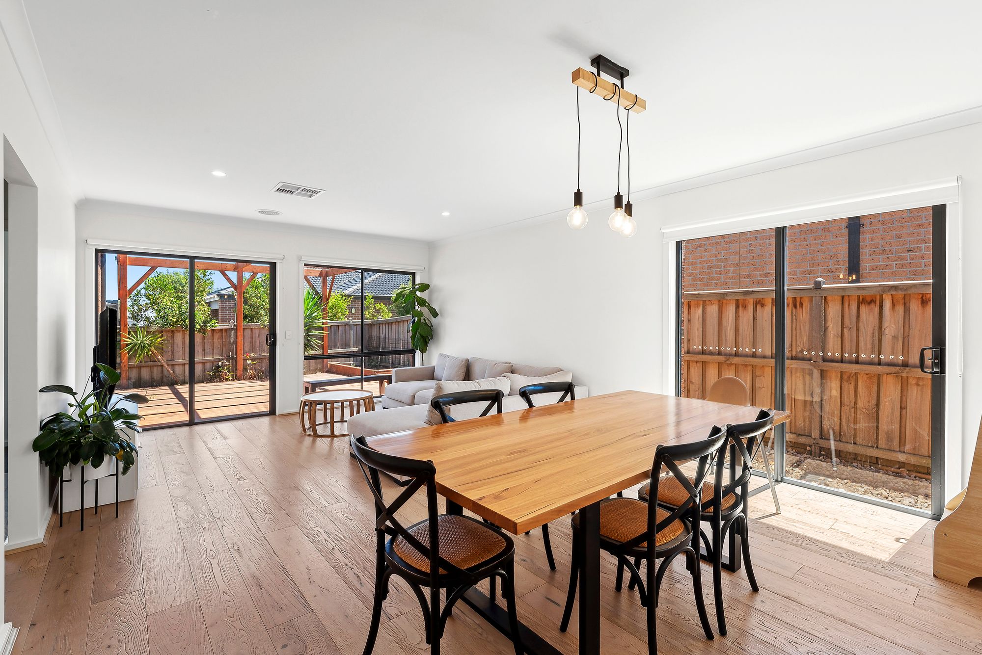 Listing image for 7 Honeyeater Way, MOUNT DUNEED  VIC  3217