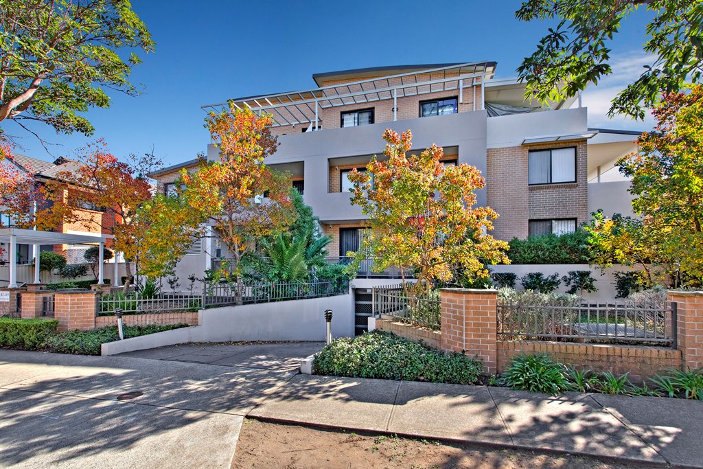 6 / 47-49 Henley Road, Homebush West