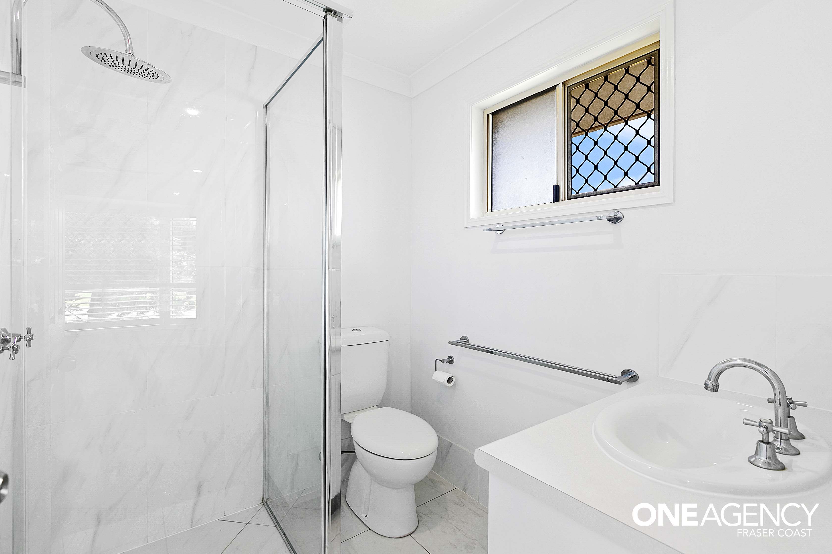 6 Arlington Court, Kawungan