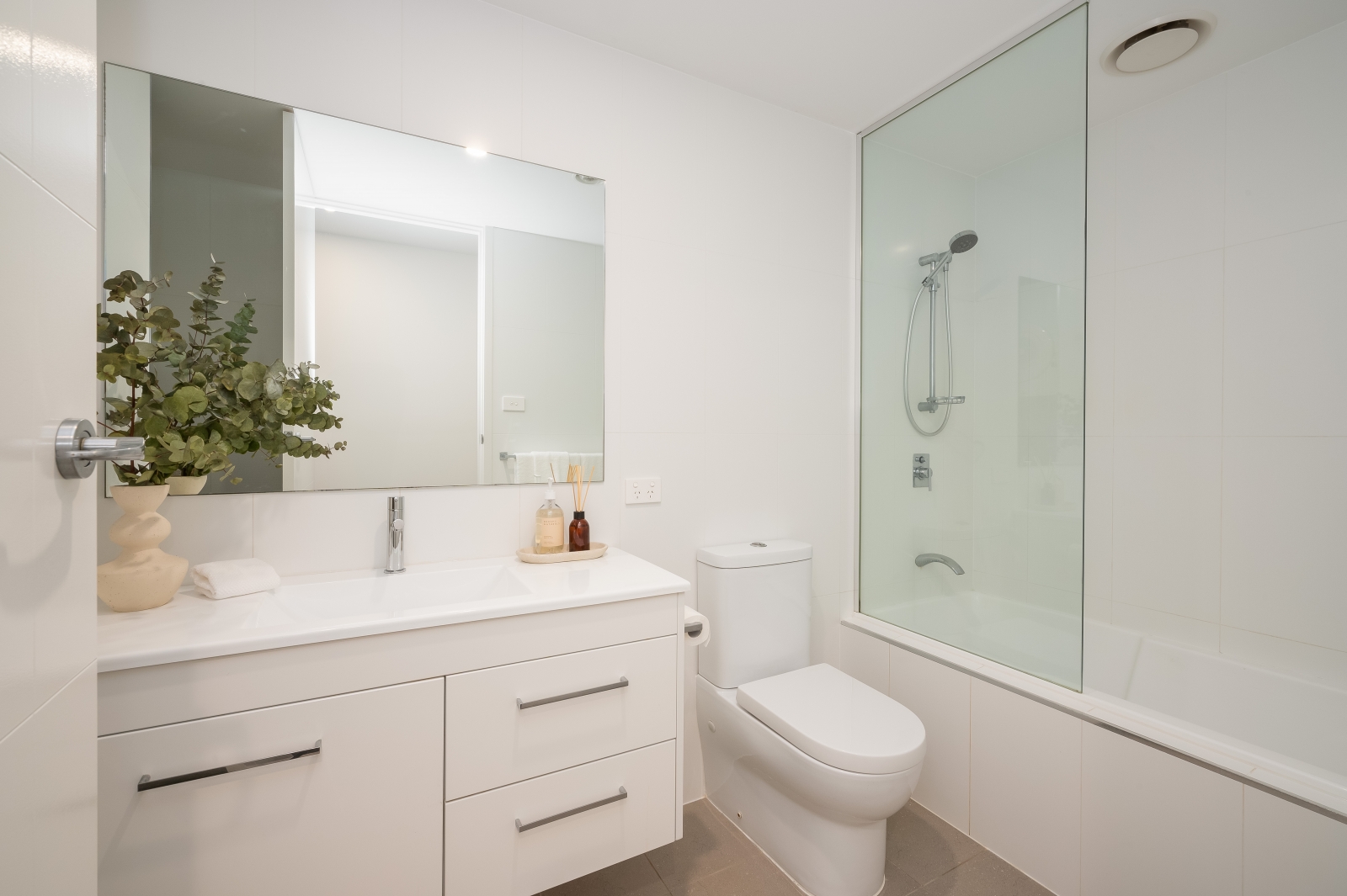 7 / 118 Parry Street, Newcastle