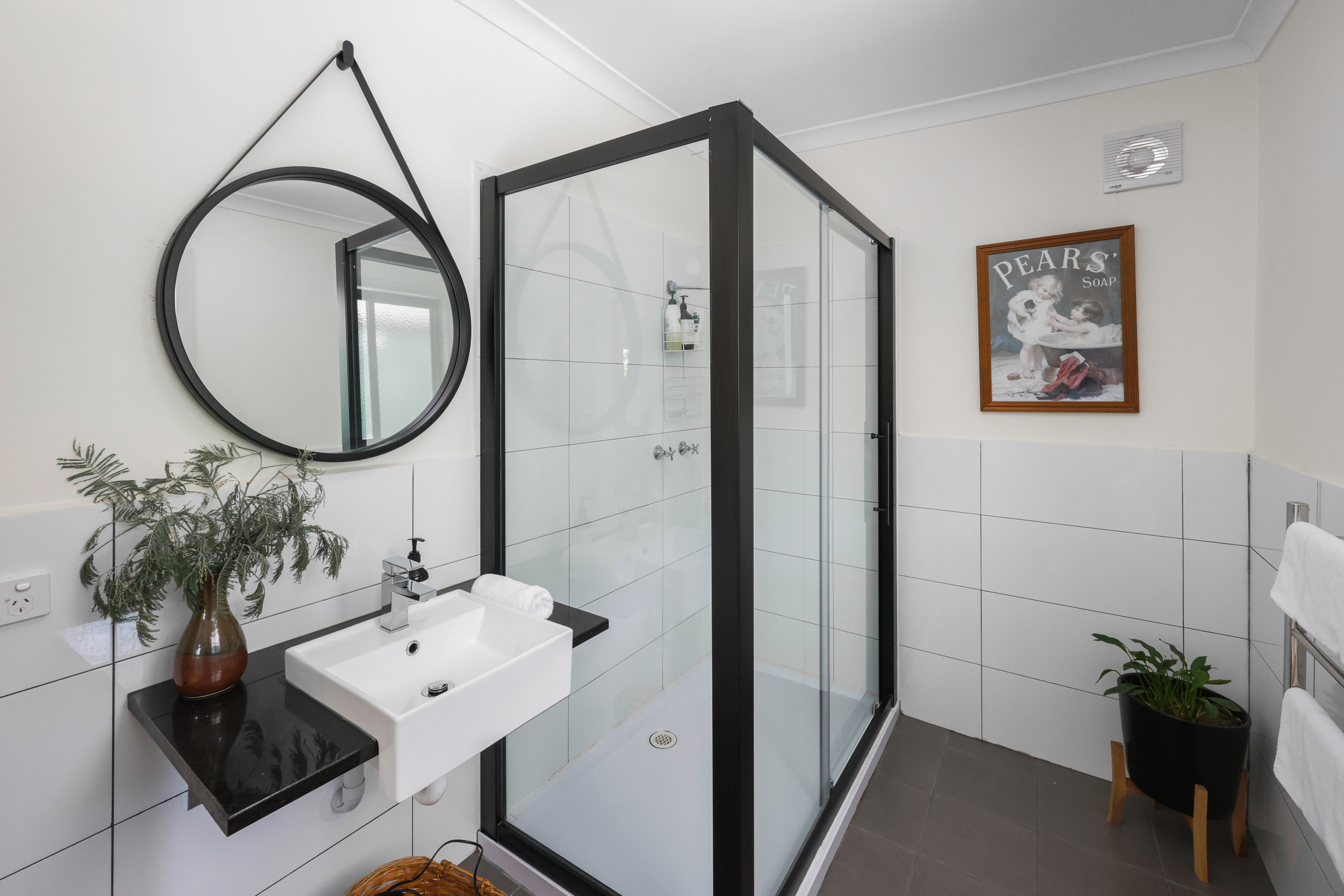 13 Main Street, Derby