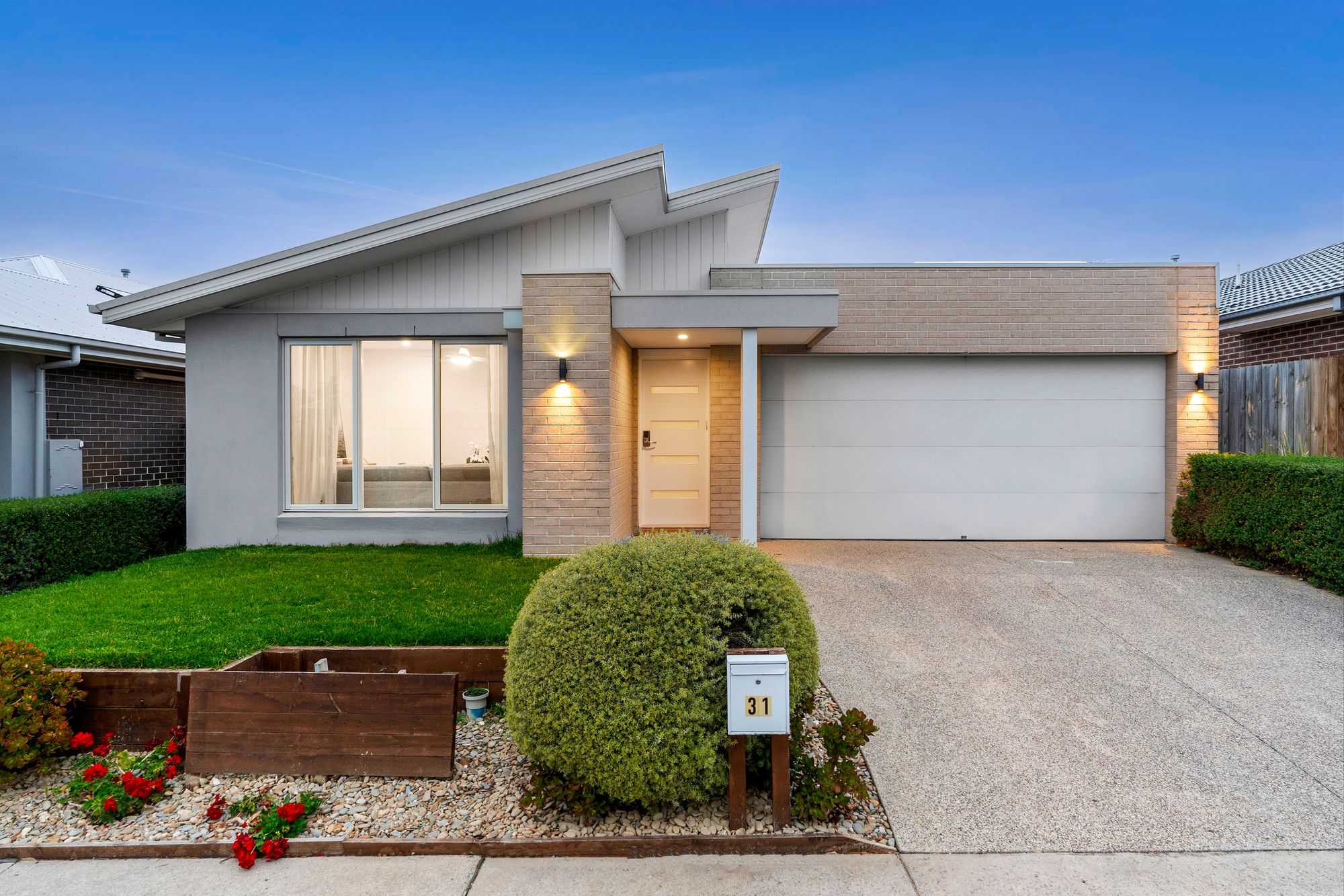 Listing image for 31 Ross Street, ARMSTRONG CREEK  VIC  3217