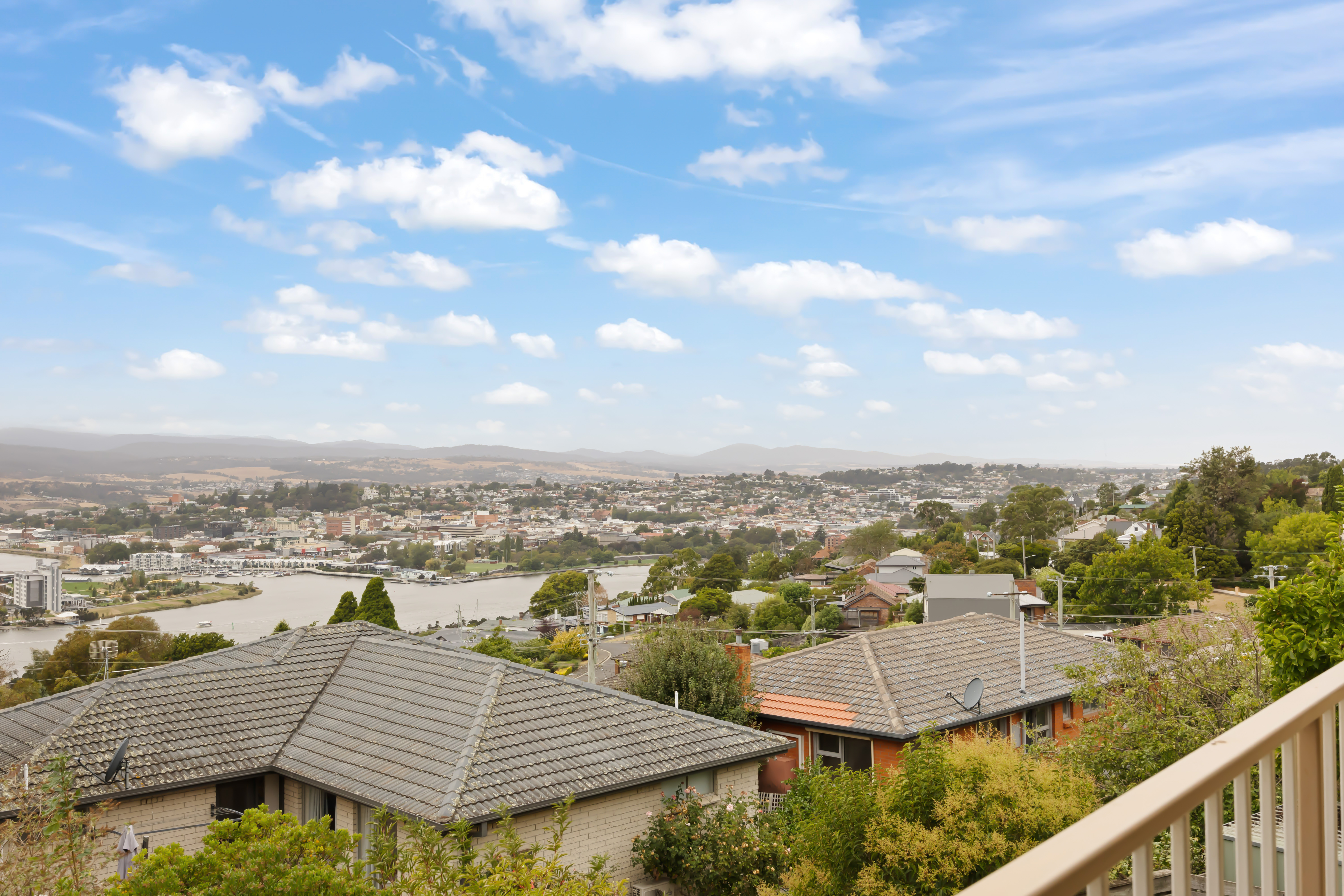 12 Whitford Grove, Trevallyn