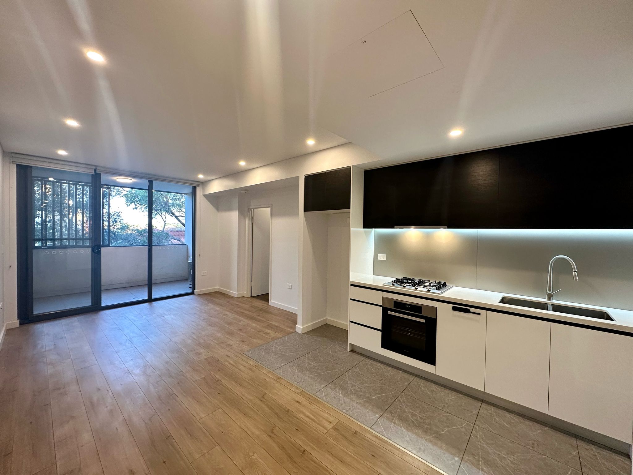 106 / 41 Rhodes Street - Main View 2