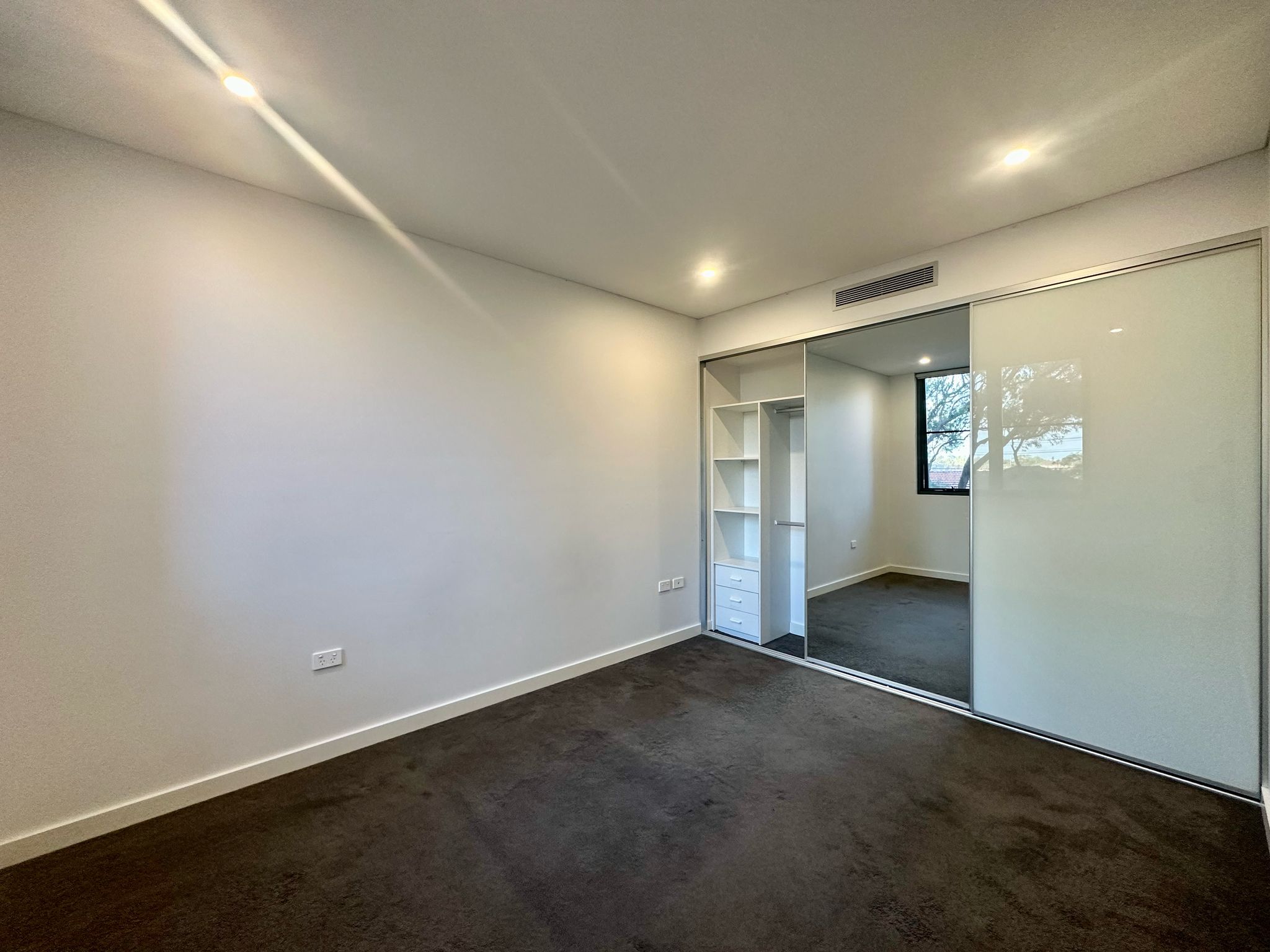 106 / 41 Rhodes Street - Main View 5
