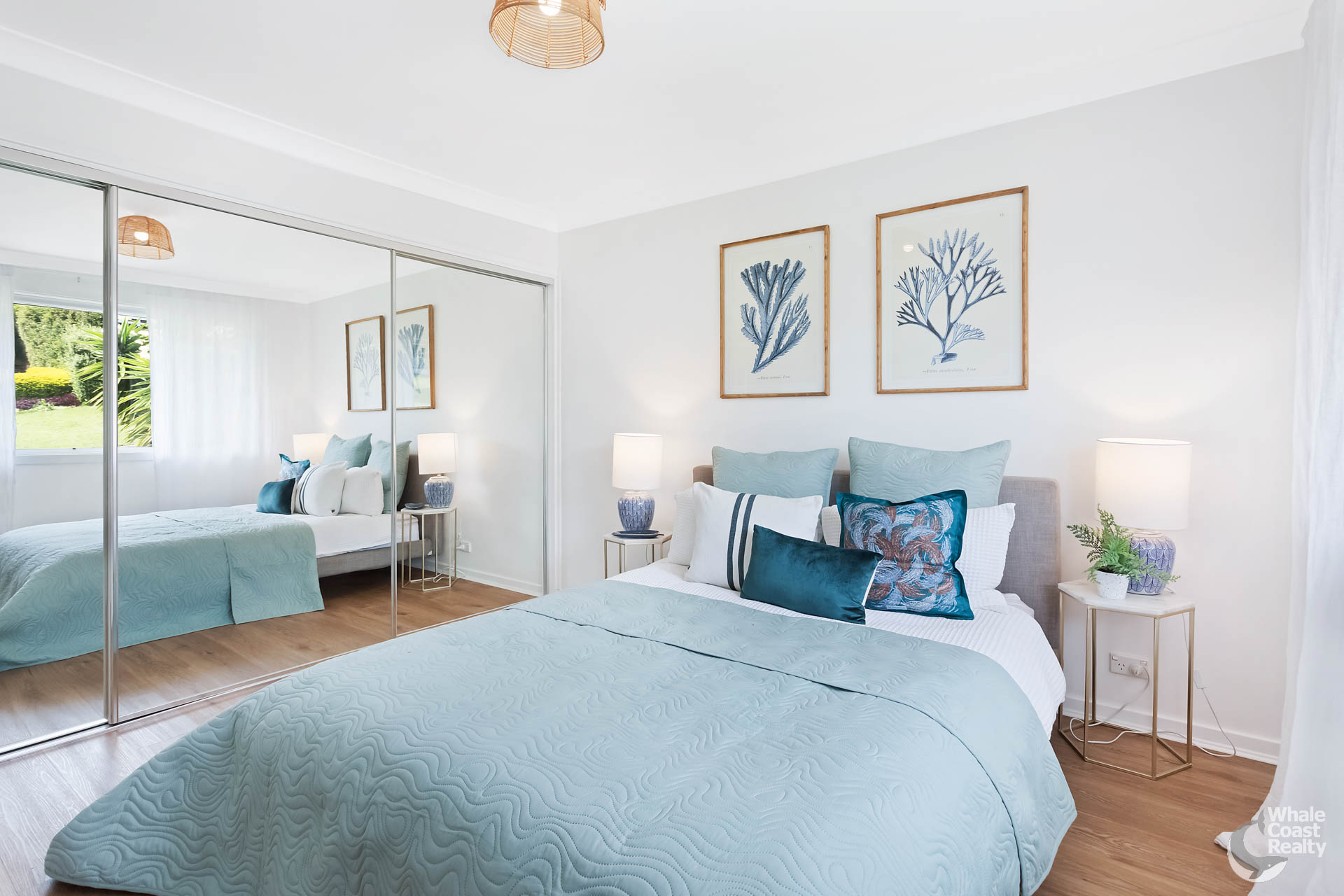 52 Sunset Boulevard, Kianga