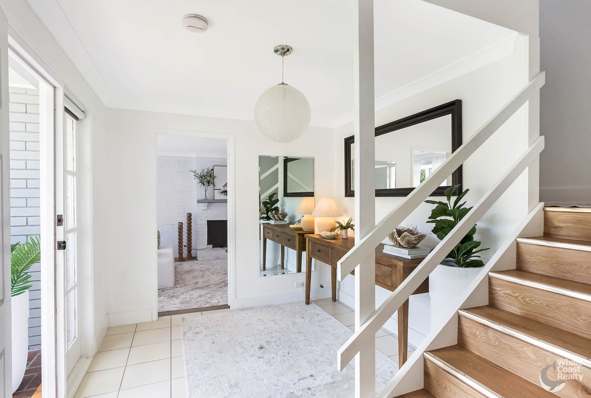 52 Sunset Boulevard, Kianga