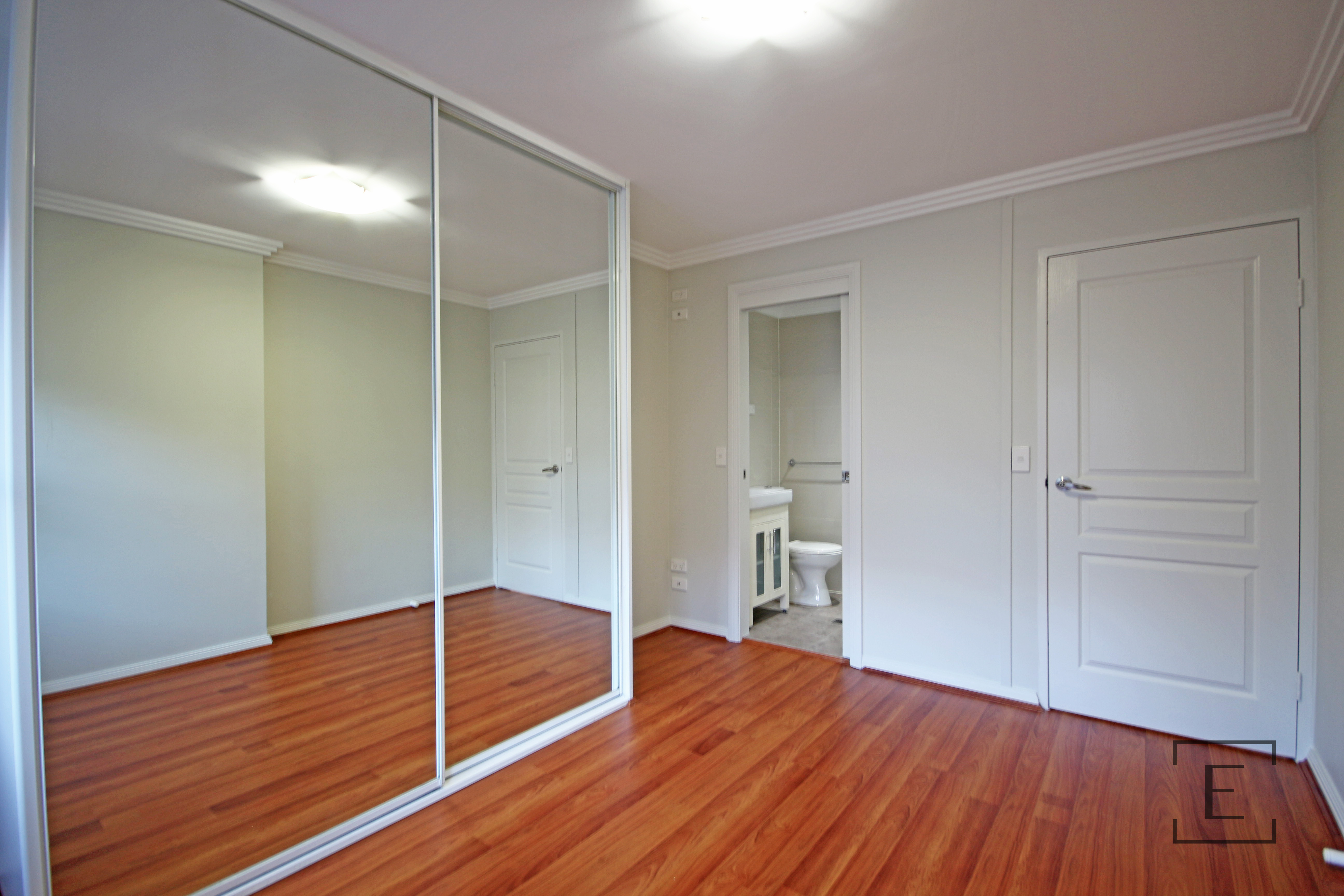 1 / 23 Hornsey Road, Homebush West